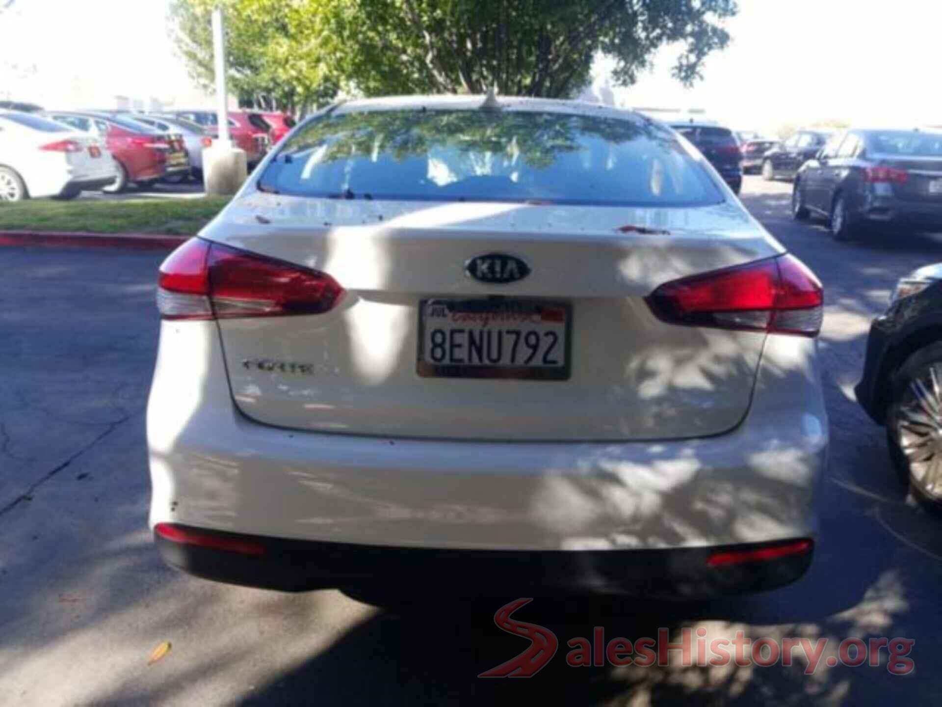 3KPFK4A72JE275241 2018 KIA FORTE