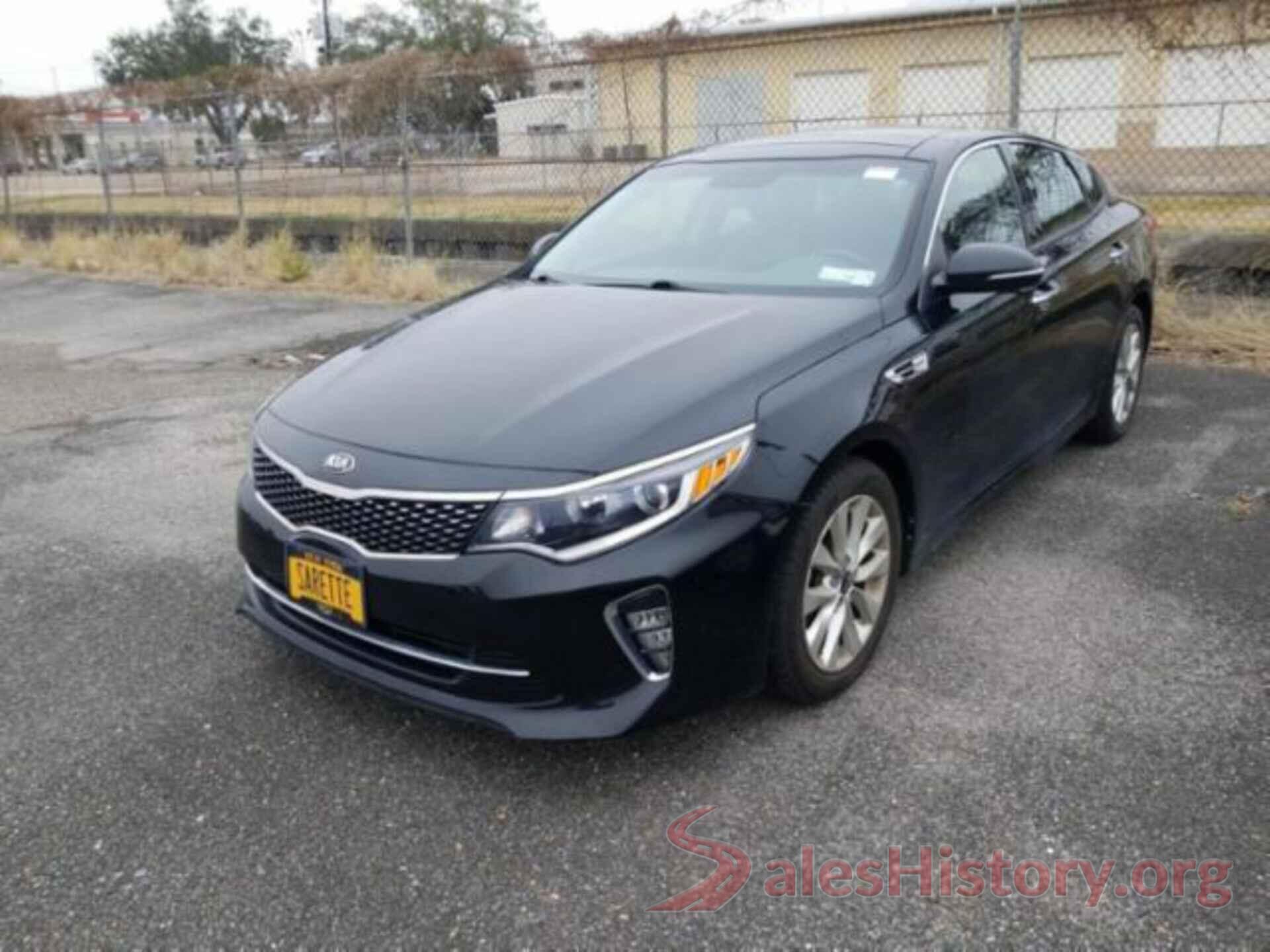 5XXGT4L35JG244651 2018 KIA OPTIMA