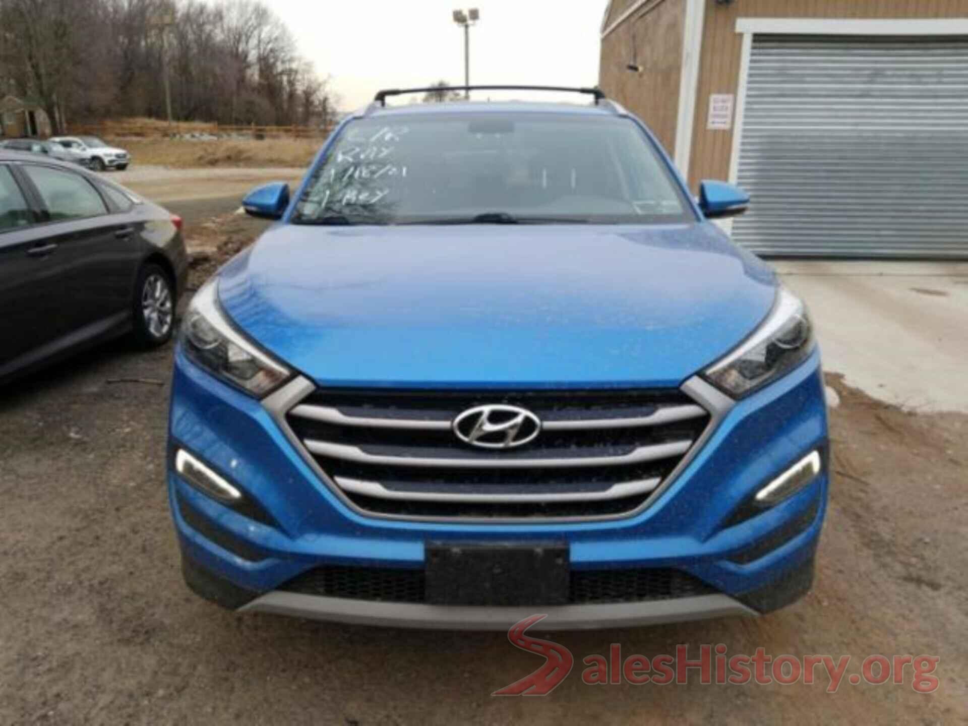 KM8J3CA26HU532737 2017 HYUNDAI TUCSON