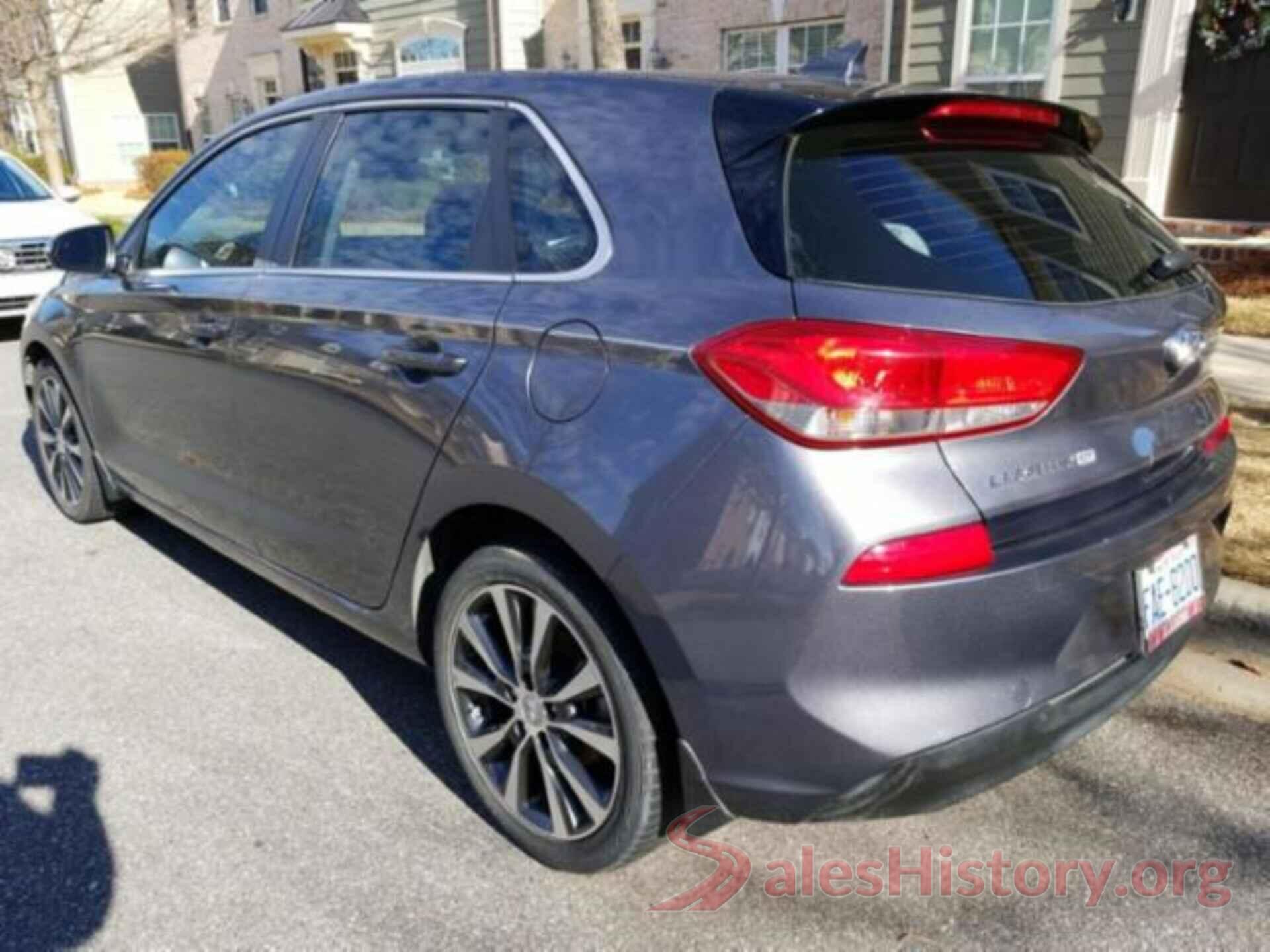 KMHH35LE2JU016088 2018 HYUNDAI ELANTRA GT