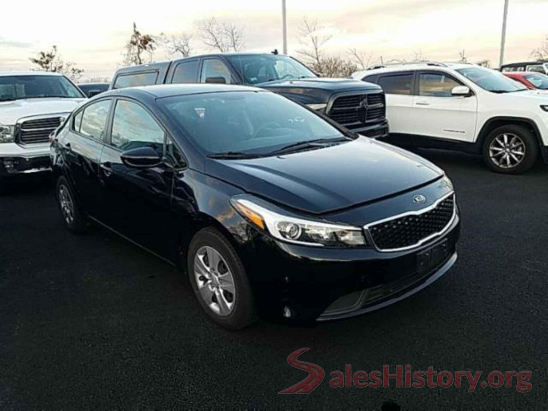 3KPFL4A72HE070803 2017 KIA FORTE