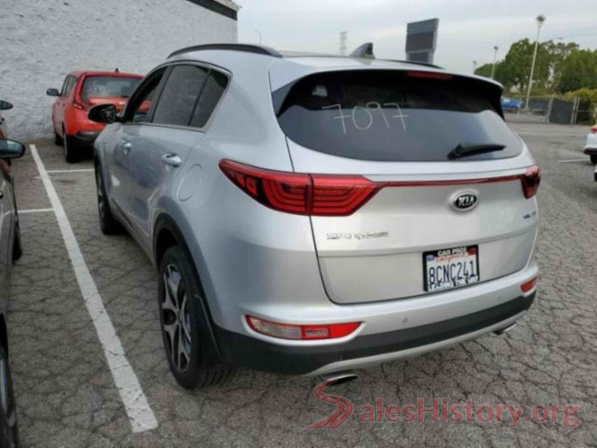 KNDPRCA68J7367097 2018 KIA SPORTAGE