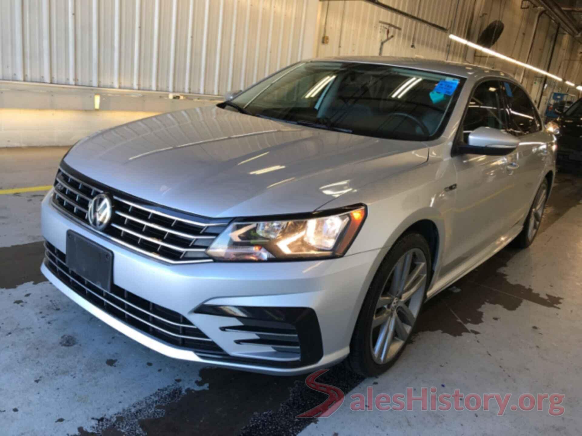 1VWAA7A39JC023857 2018 VOLKSWAGEN PASSAT