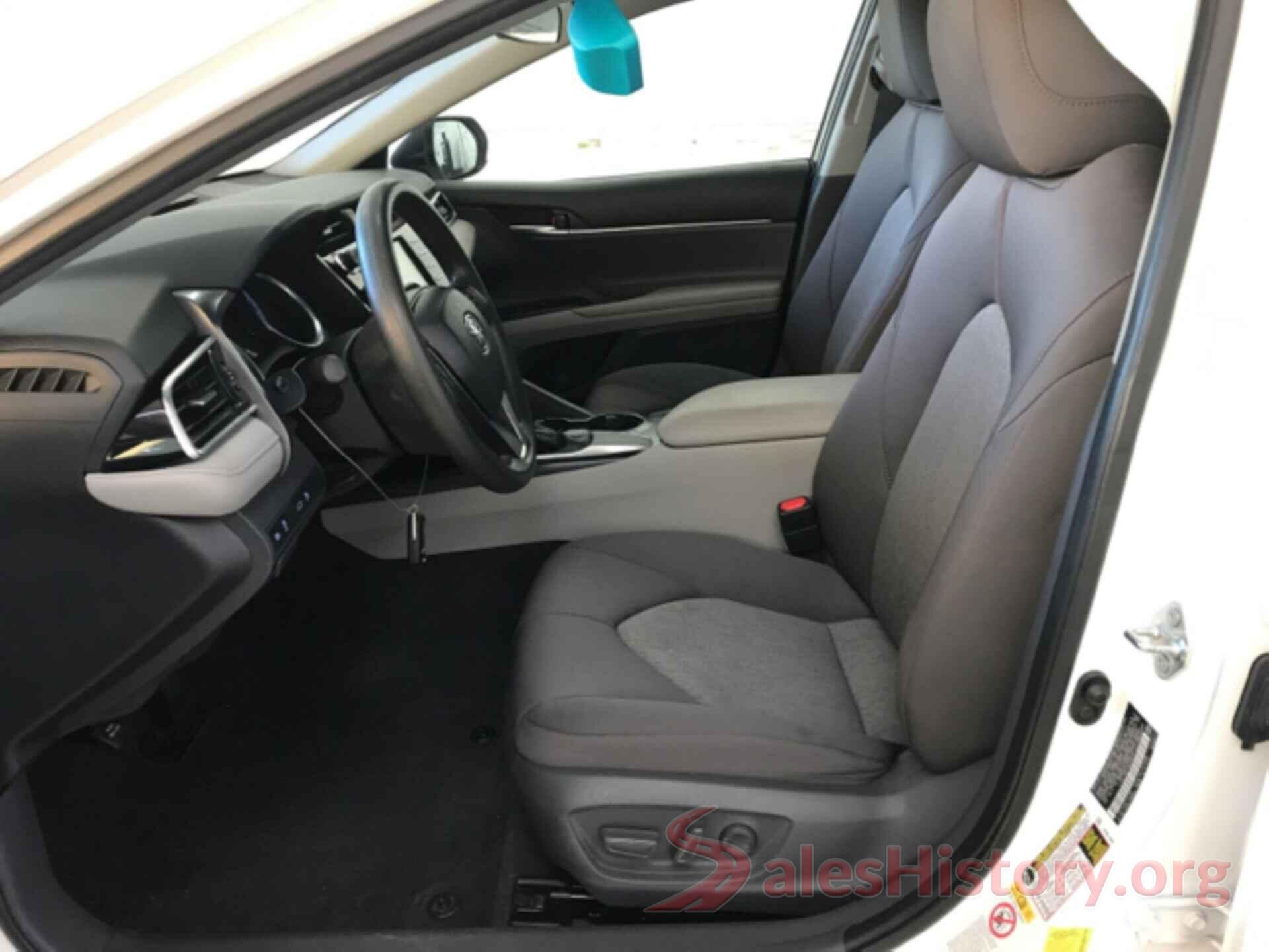 4T1B11HK7JU515472 2018 TOYOTA CAMRY