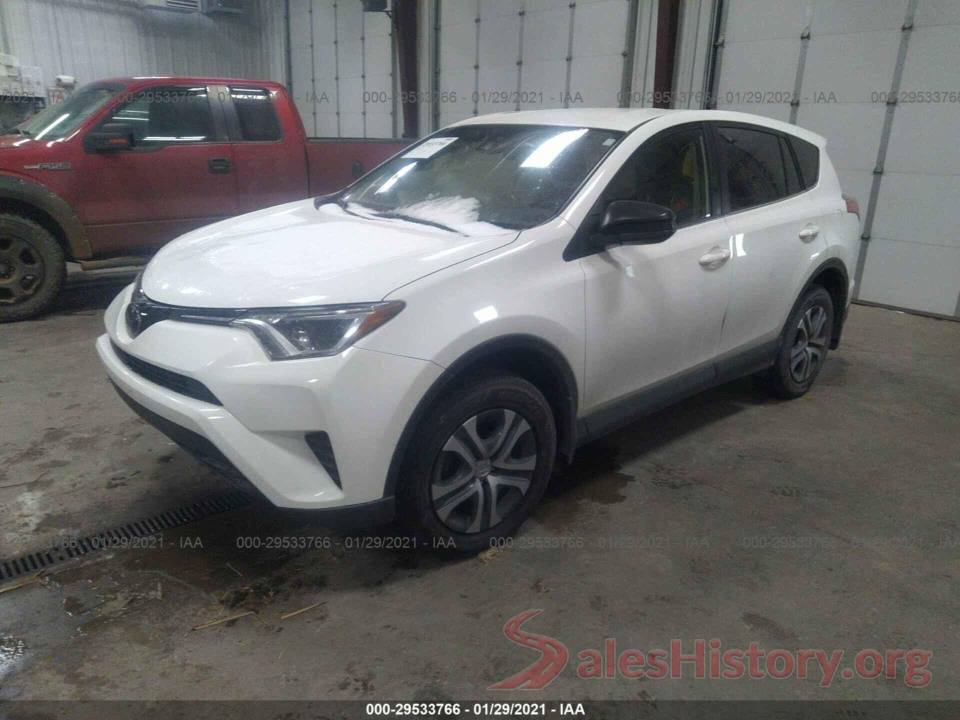 JTMBFREV4JJ211567 2018 TOYOTA RAV4