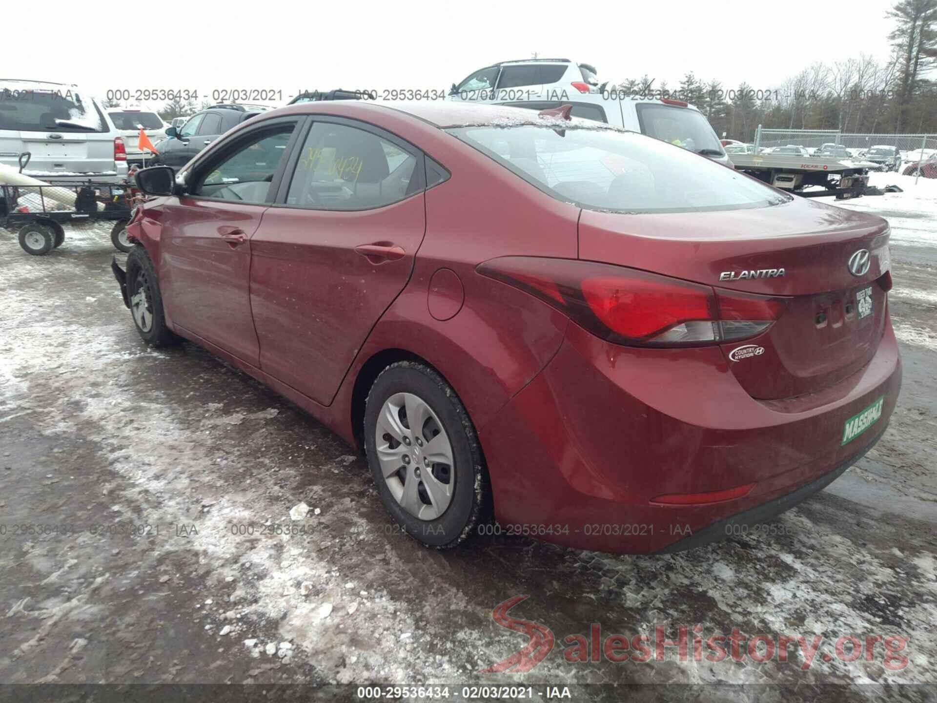 5NPDH4AE1GH793379 2016 HYUNDAI ELANTRA