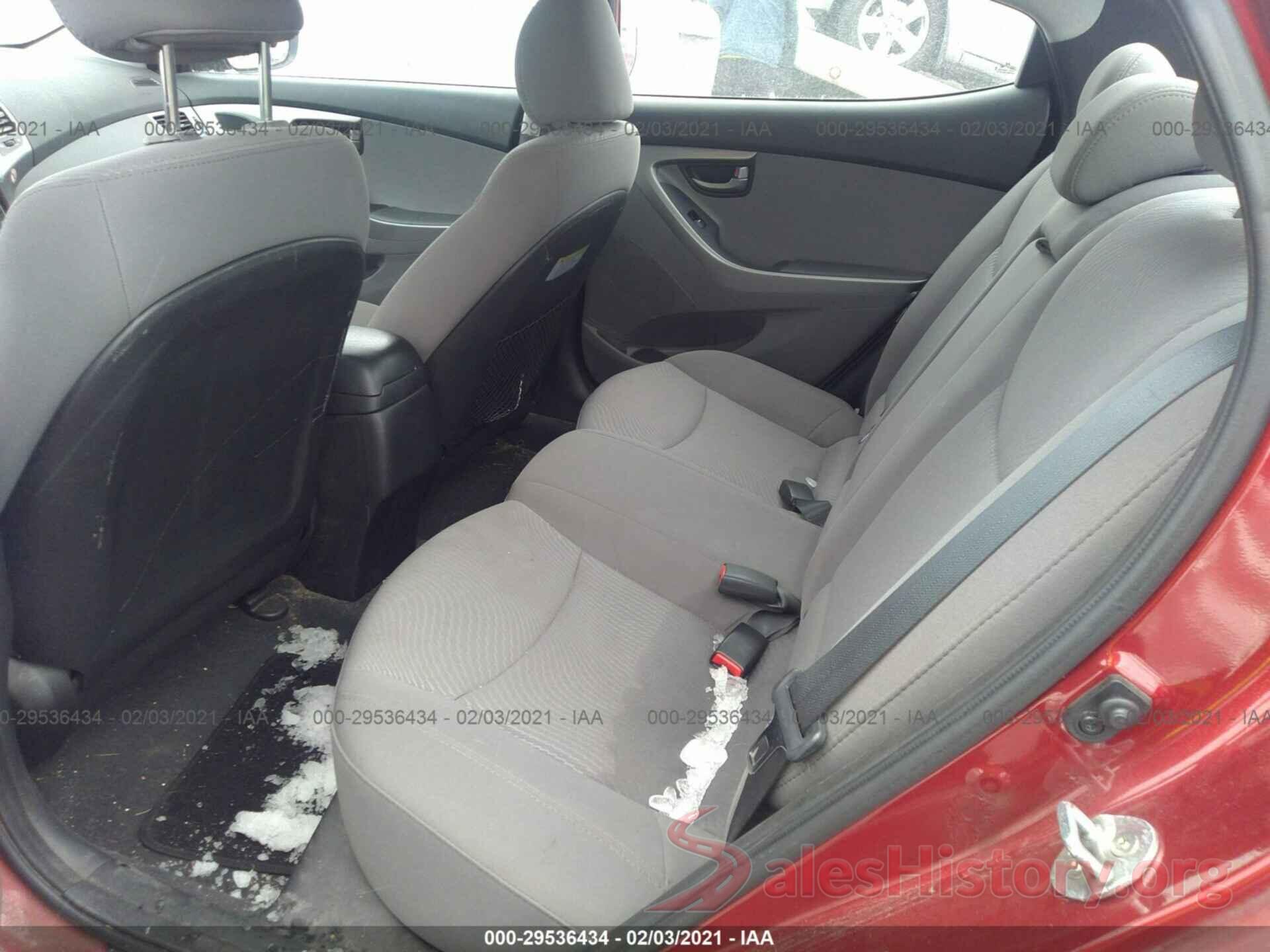 5NPDH4AE1GH793379 2016 HYUNDAI ELANTRA