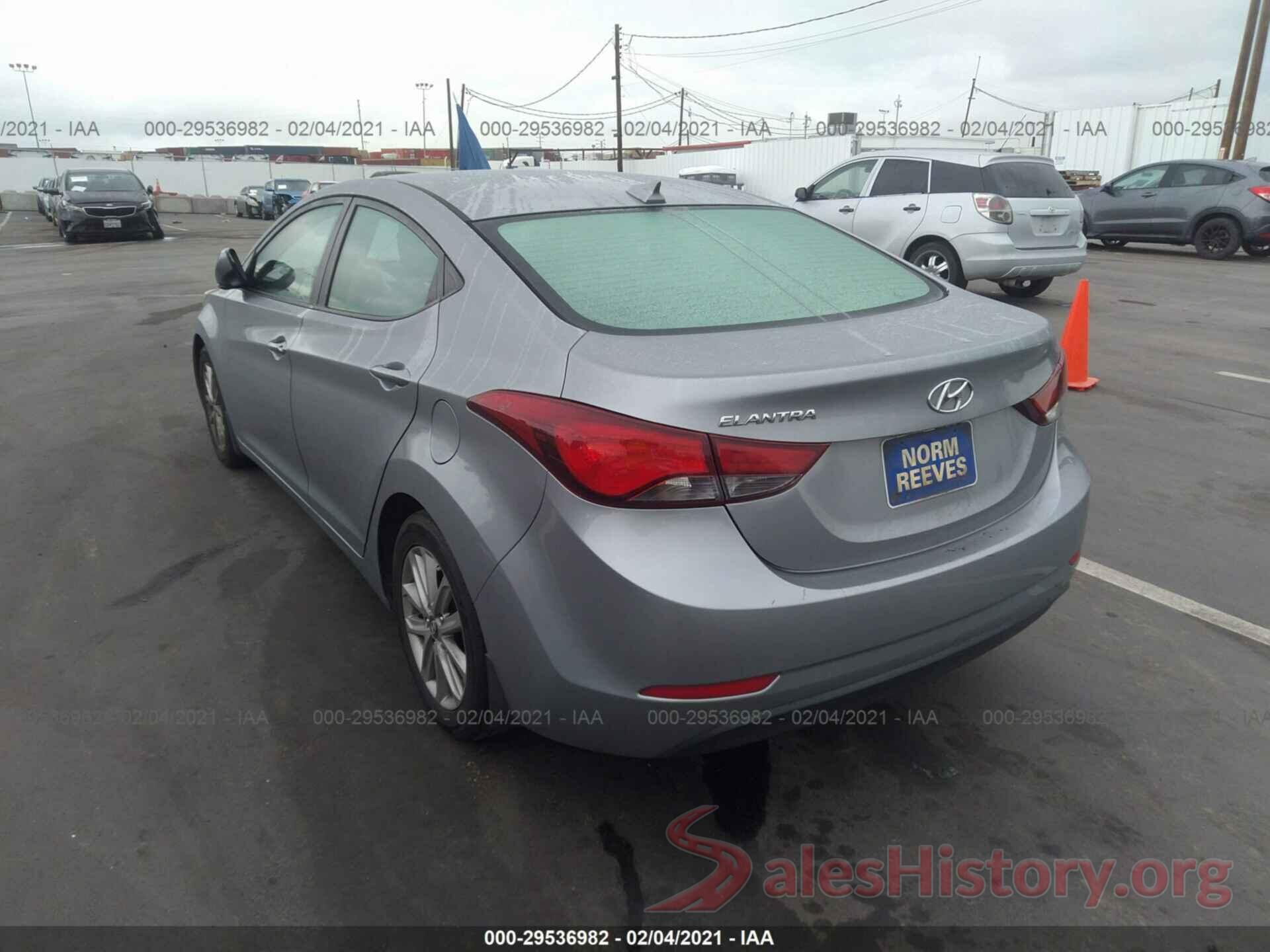 5NPDH4AE6GH687297 2016 HYUNDAI ELANTRA