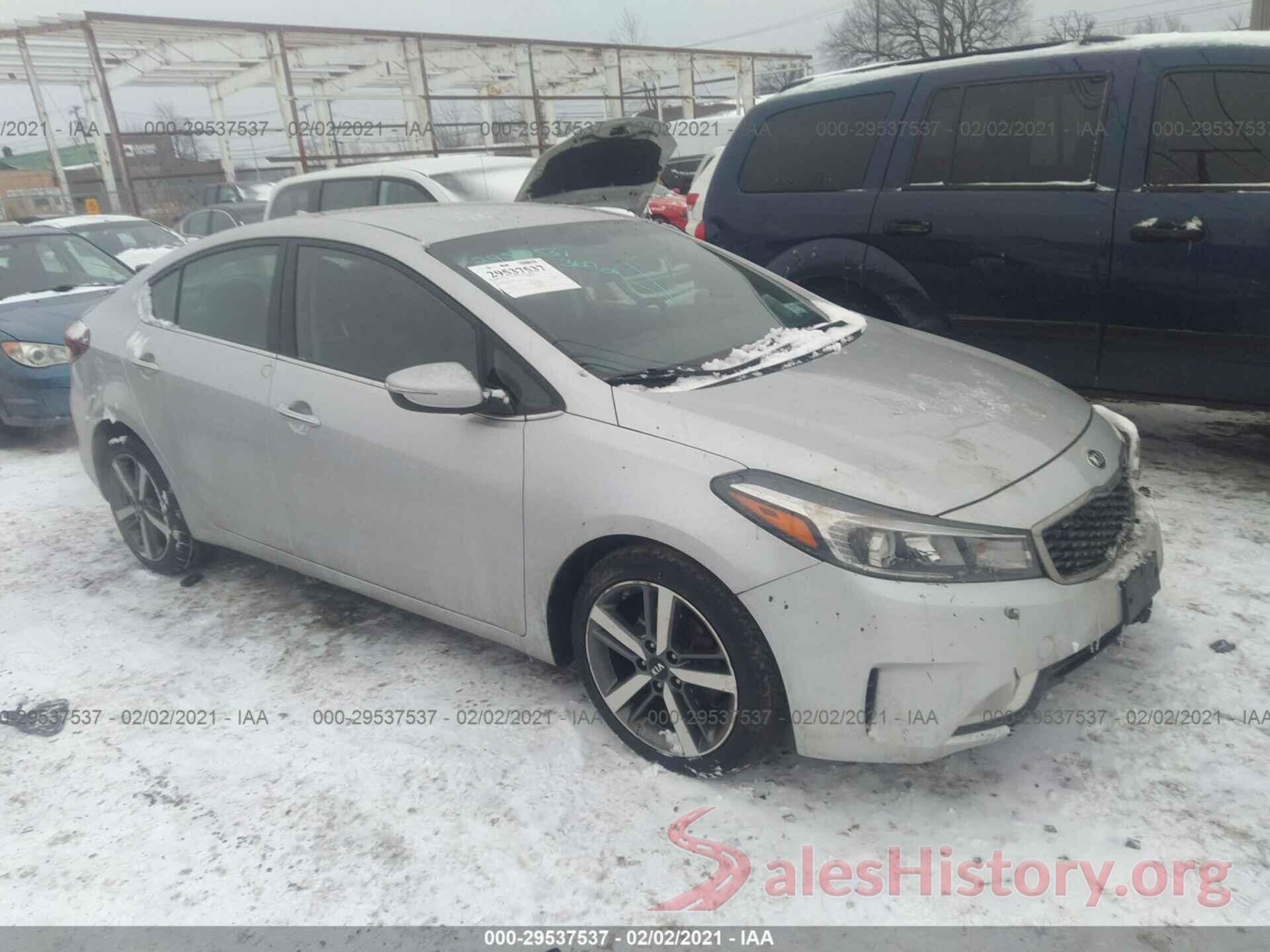 3KPFL4A8XHE038187 2017 KIA FORTE