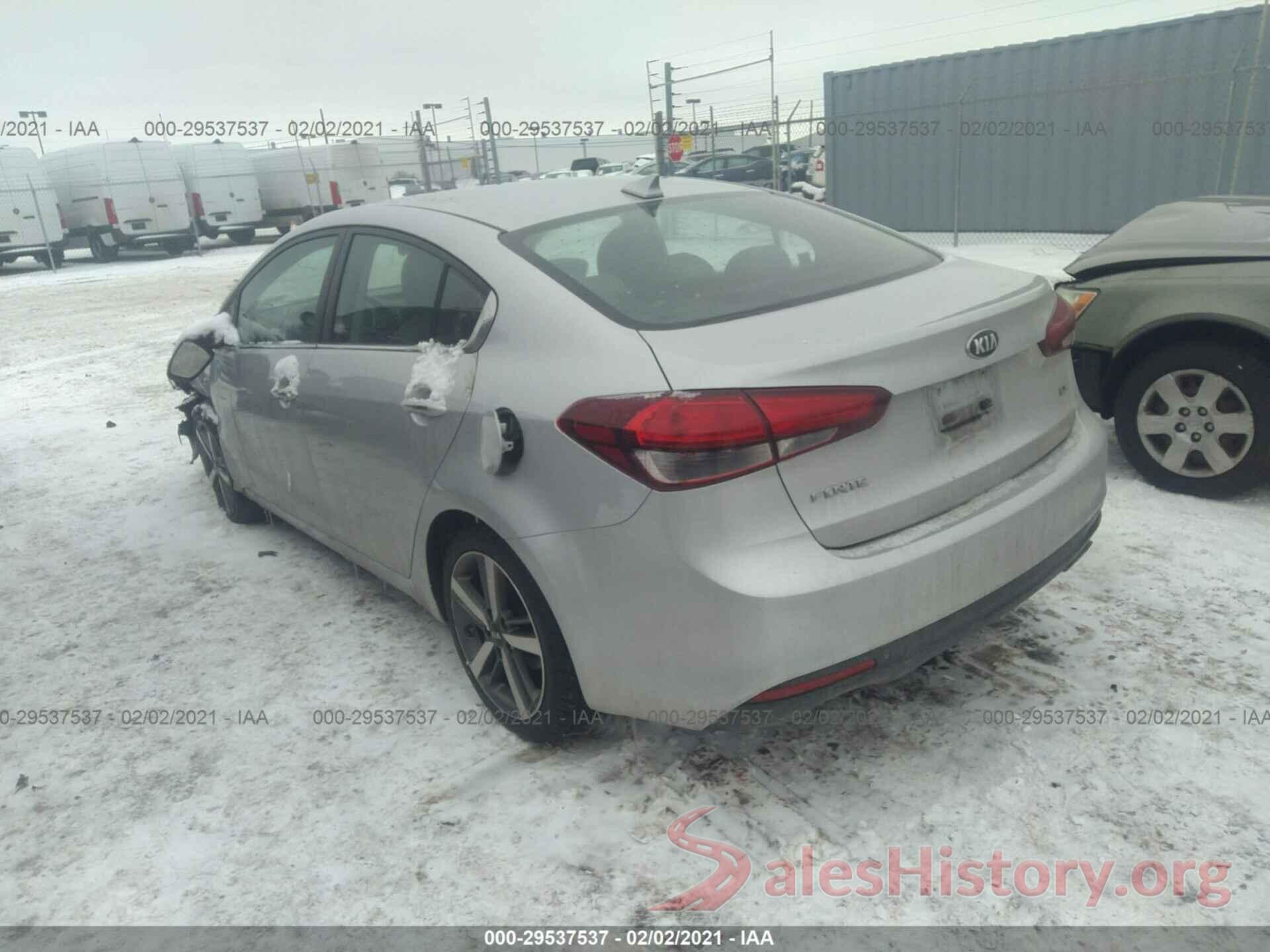 3KPFL4A8XHE038187 2017 KIA FORTE