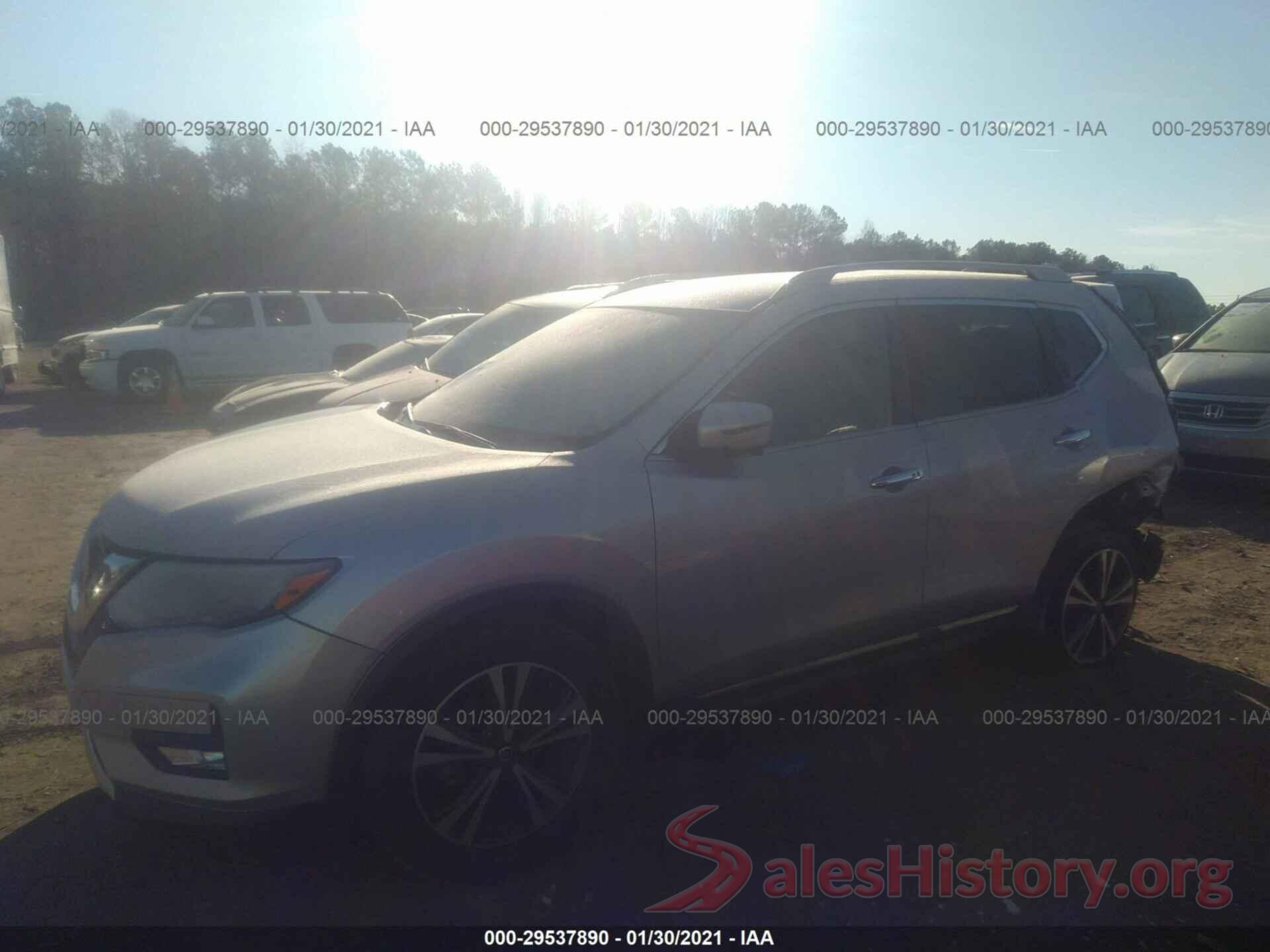 5N1AT2MT7JC811415 2018 NISSAN ROGUE