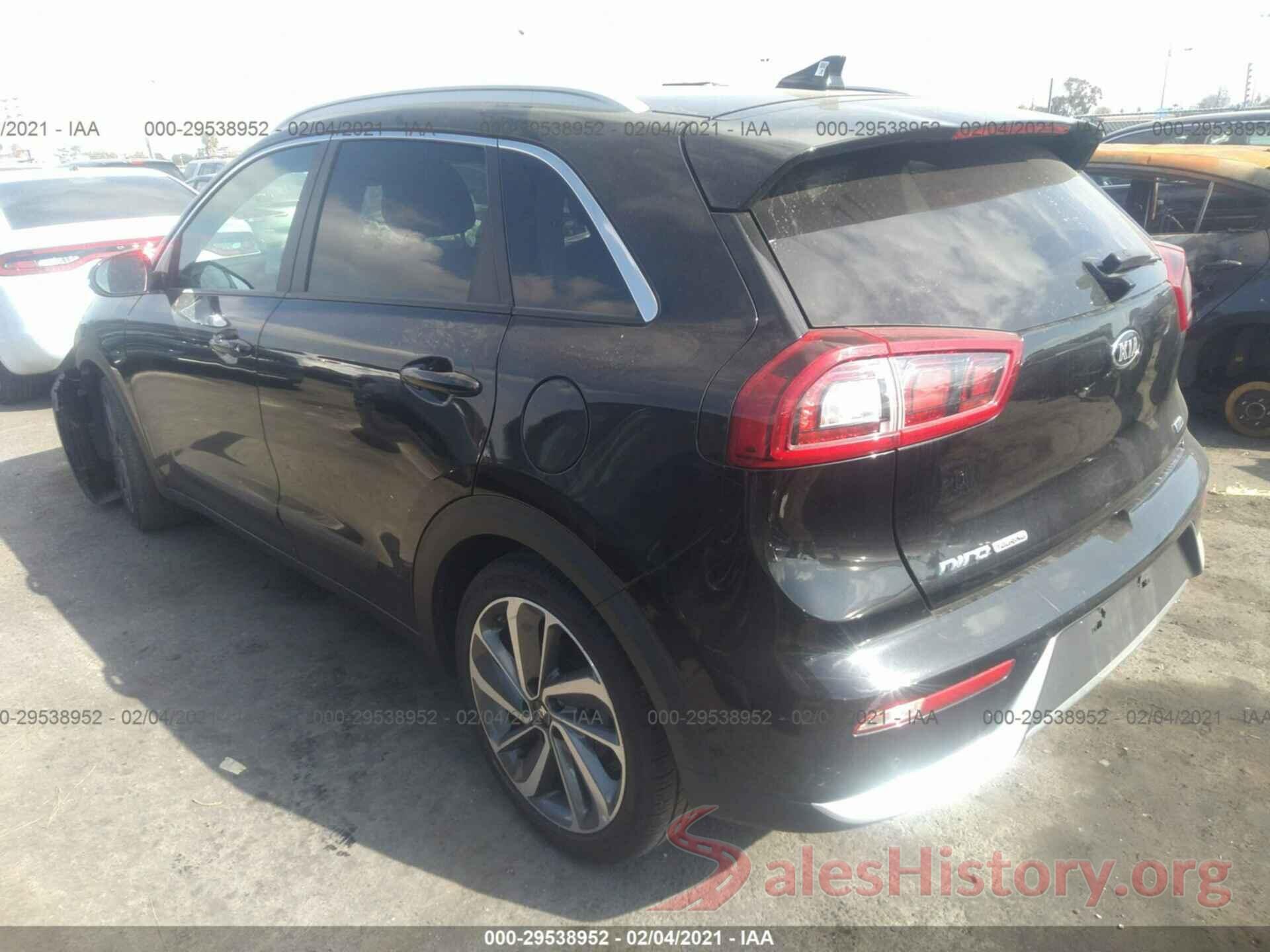 KNDCE3LC9K5324284 2019 KIA NIRO