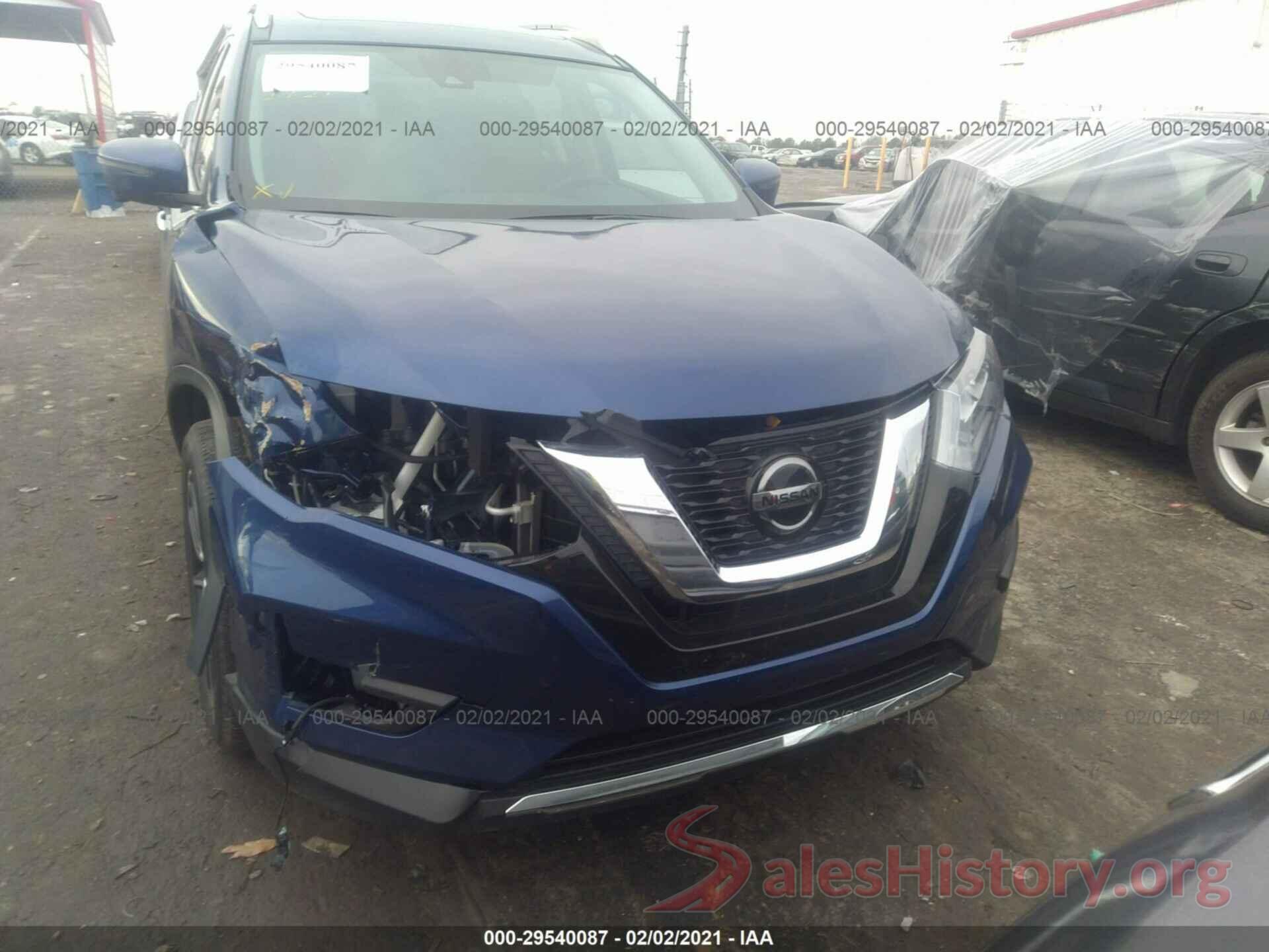 JN8AT2MT1JW467054 2018 NISSAN ROGUE