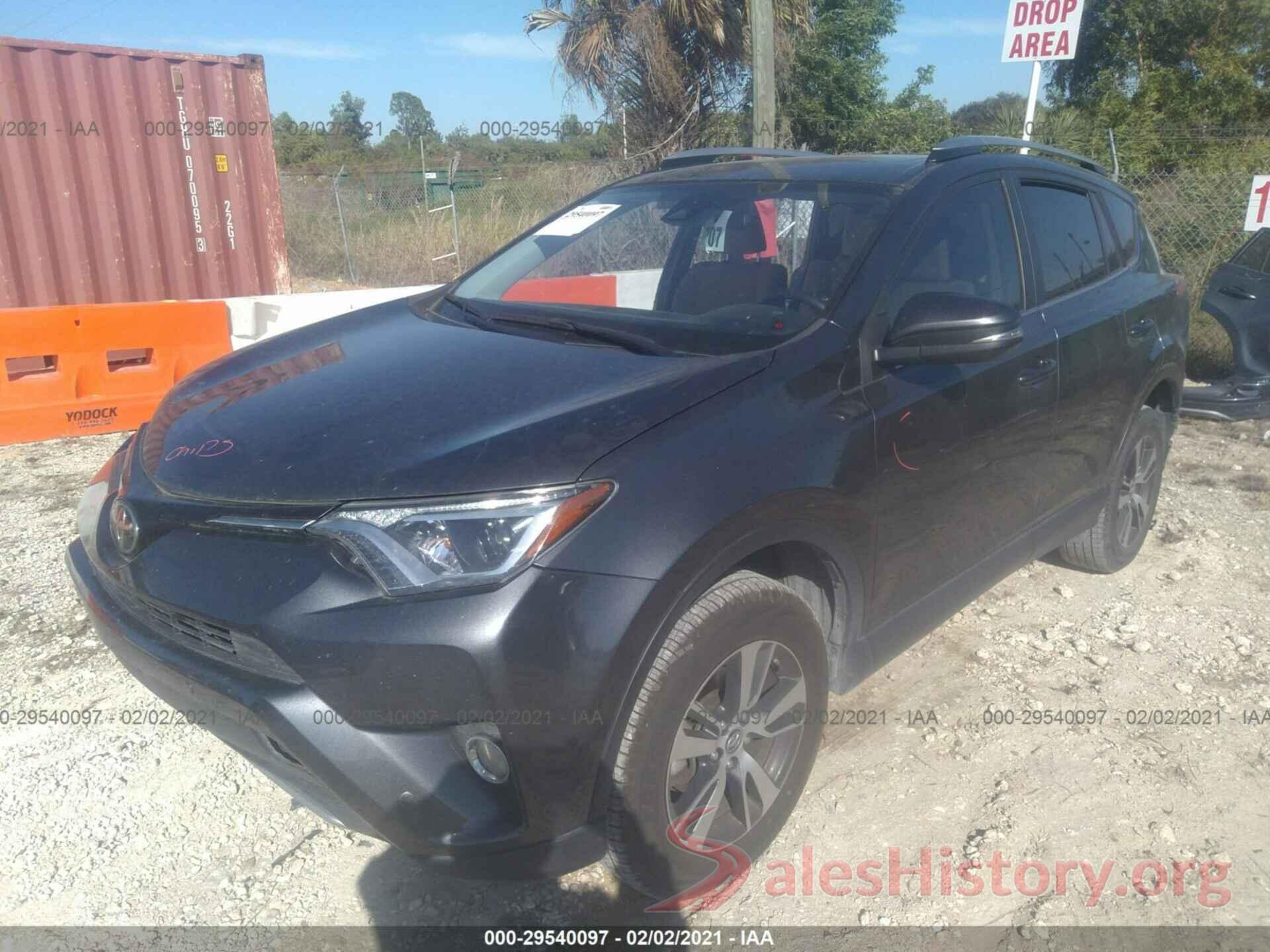 JTMWFREV4JD114594 2018 TOYOTA RAV4