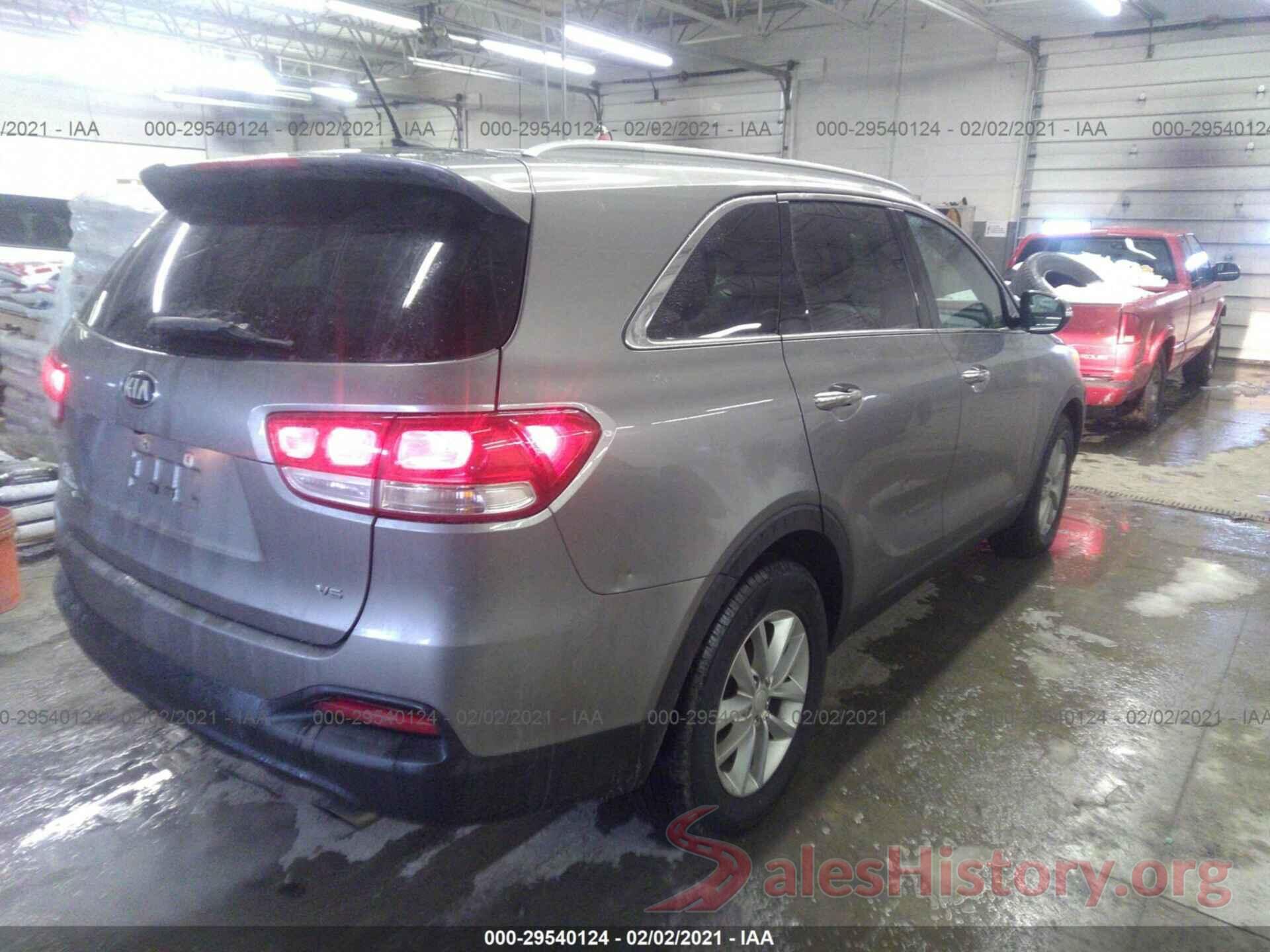 5XYPGDA51HG215050 2017 KIA SORENTO