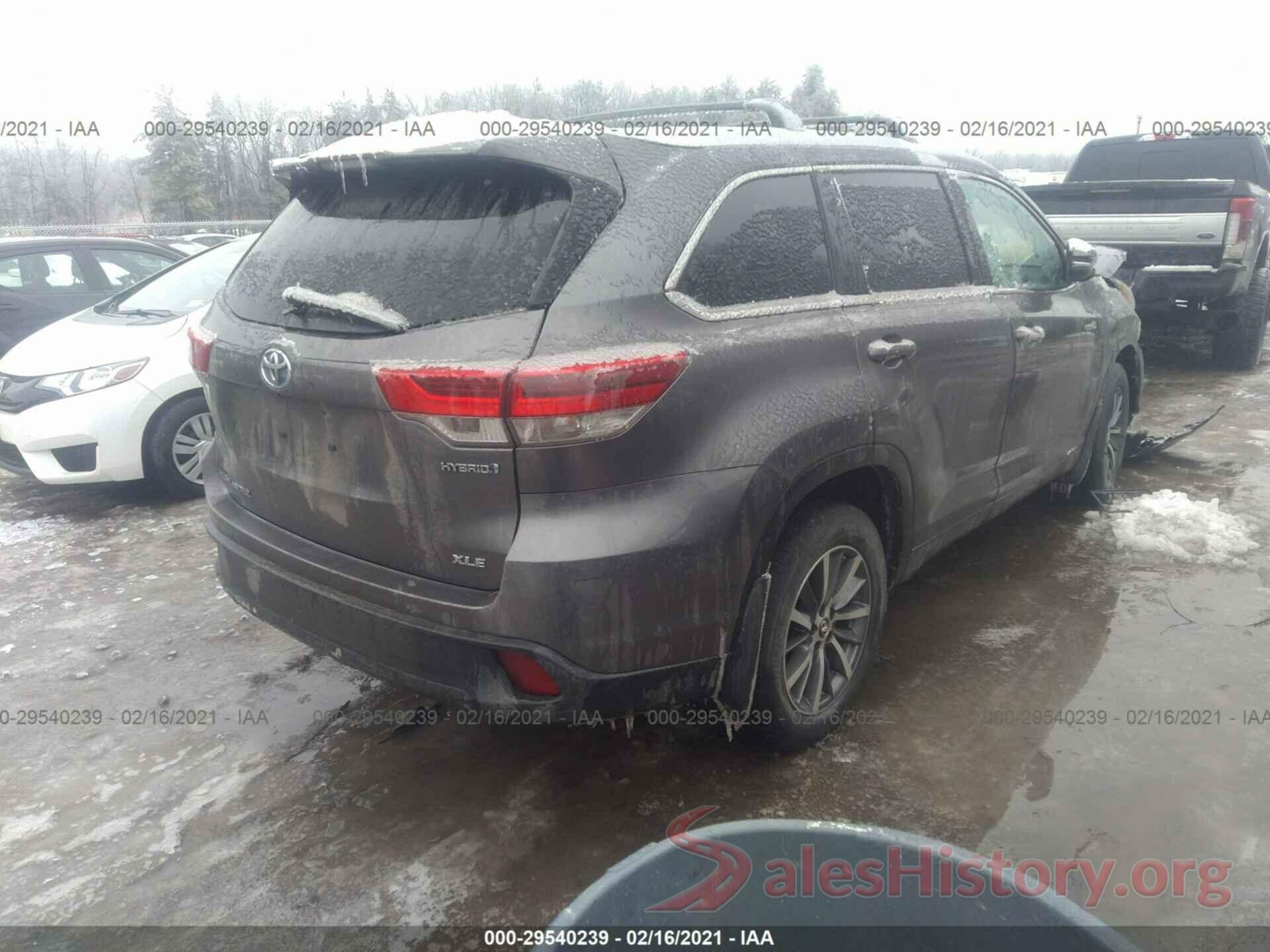 5TDJGRFH8JS051018 2018 TOYOTA HIGHLANDER