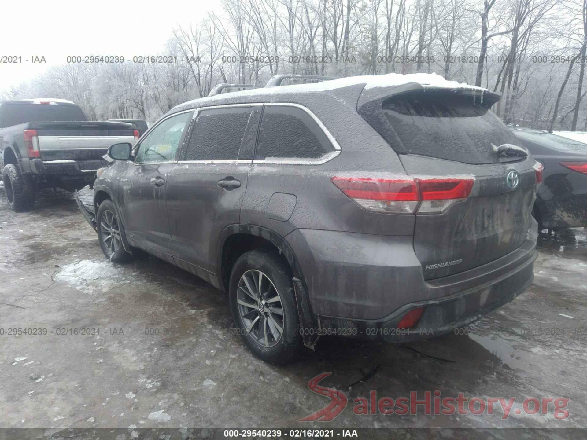 5TDJGRFH8JS051018 2018 TOYOTA HIGHLANDER