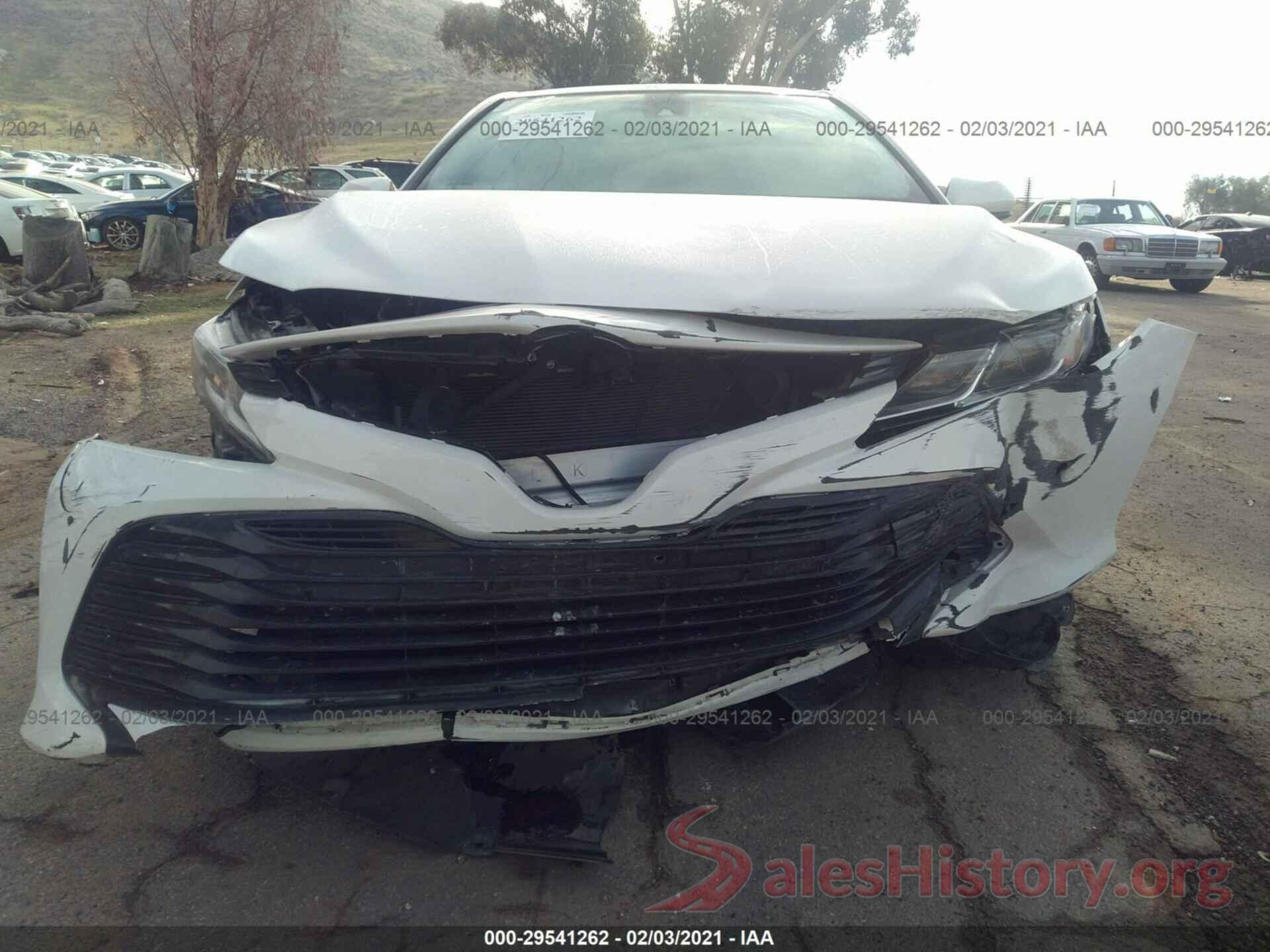 JTNB11HK6J3067554 2018 TOYOTA CAMRY