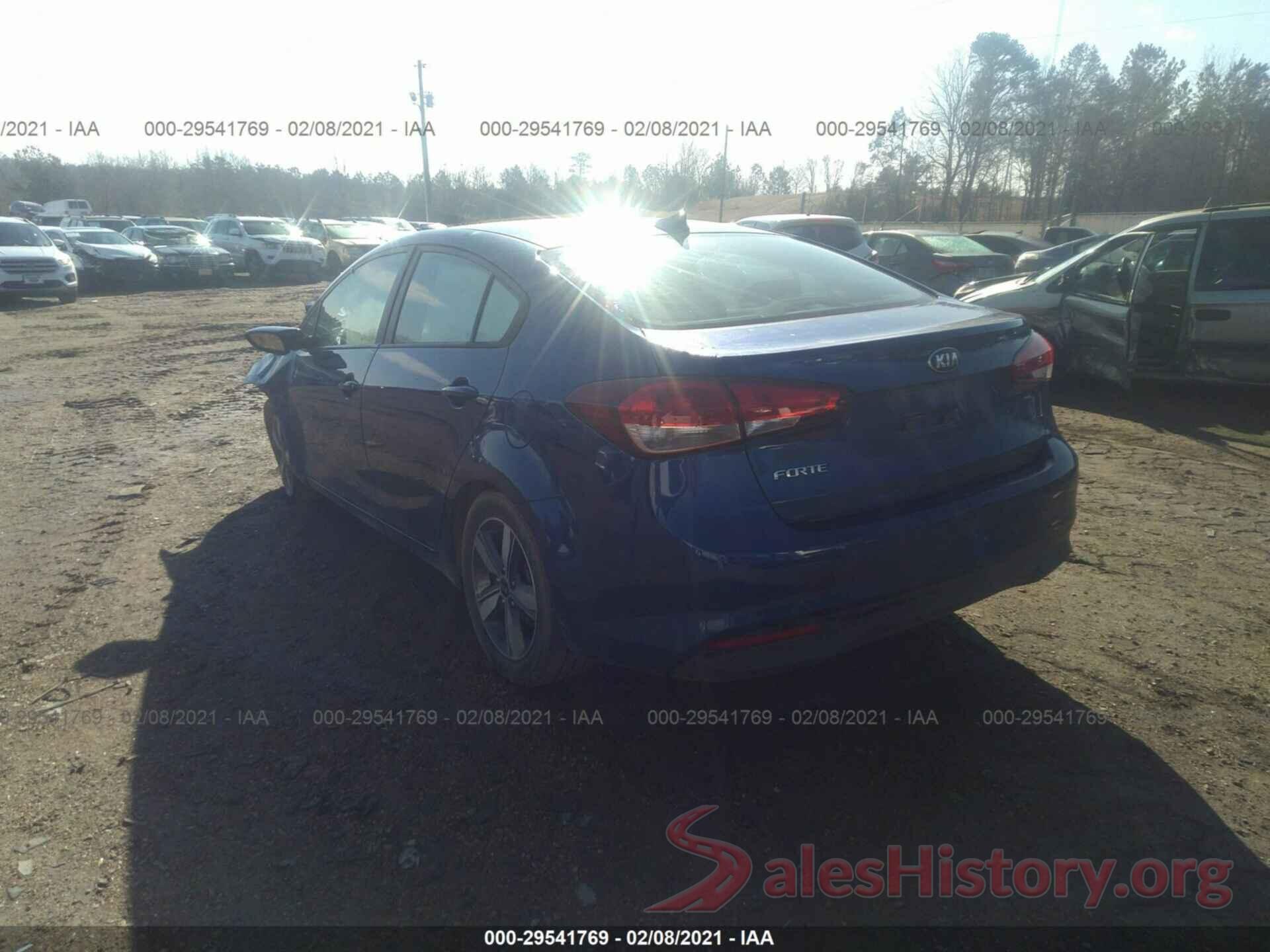 3KPFL4A72JE250854 2018 KIA FORTE