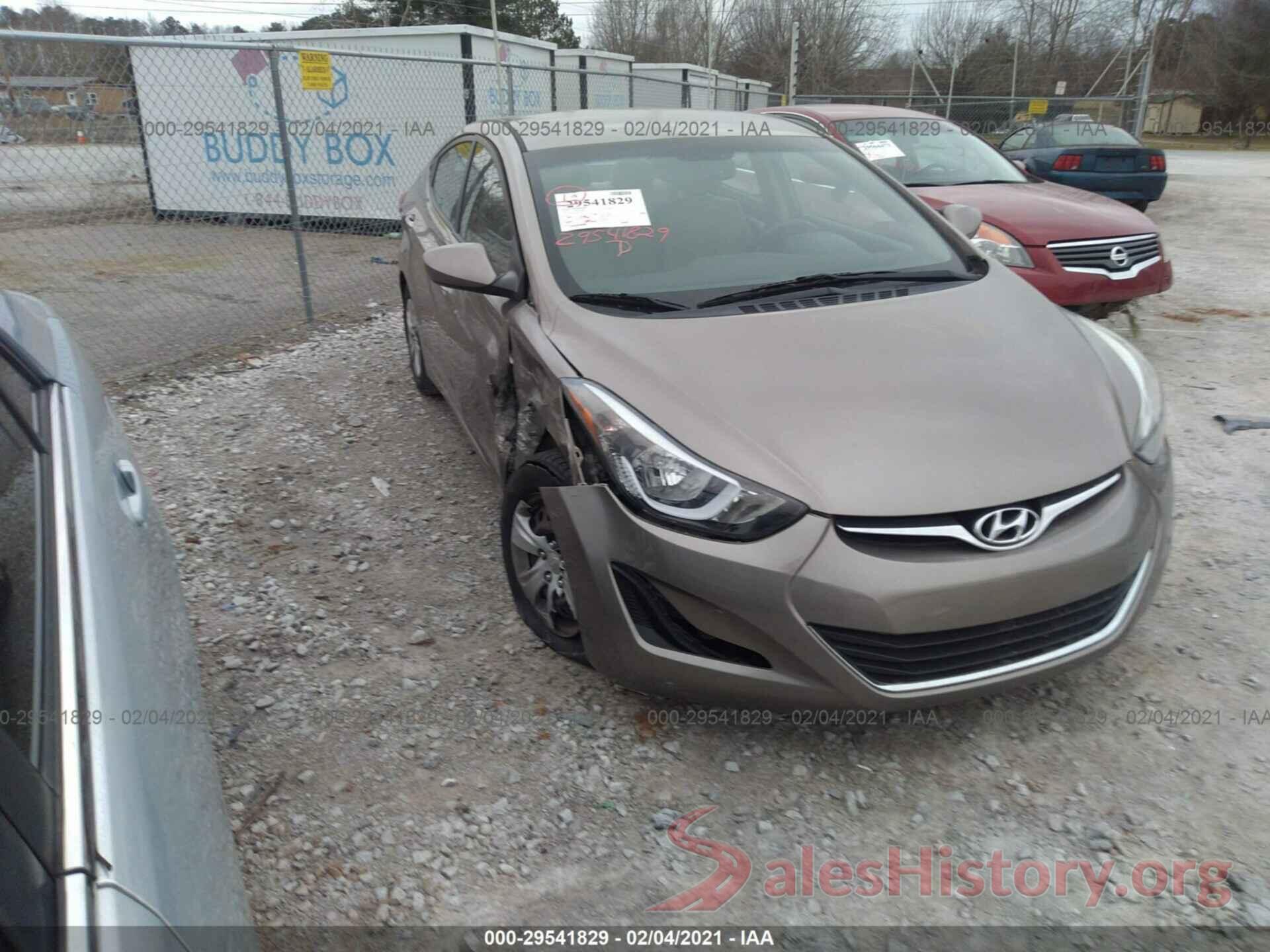 5NPDH4AE4GH726761 2016 HYUNDAI ELANTRA