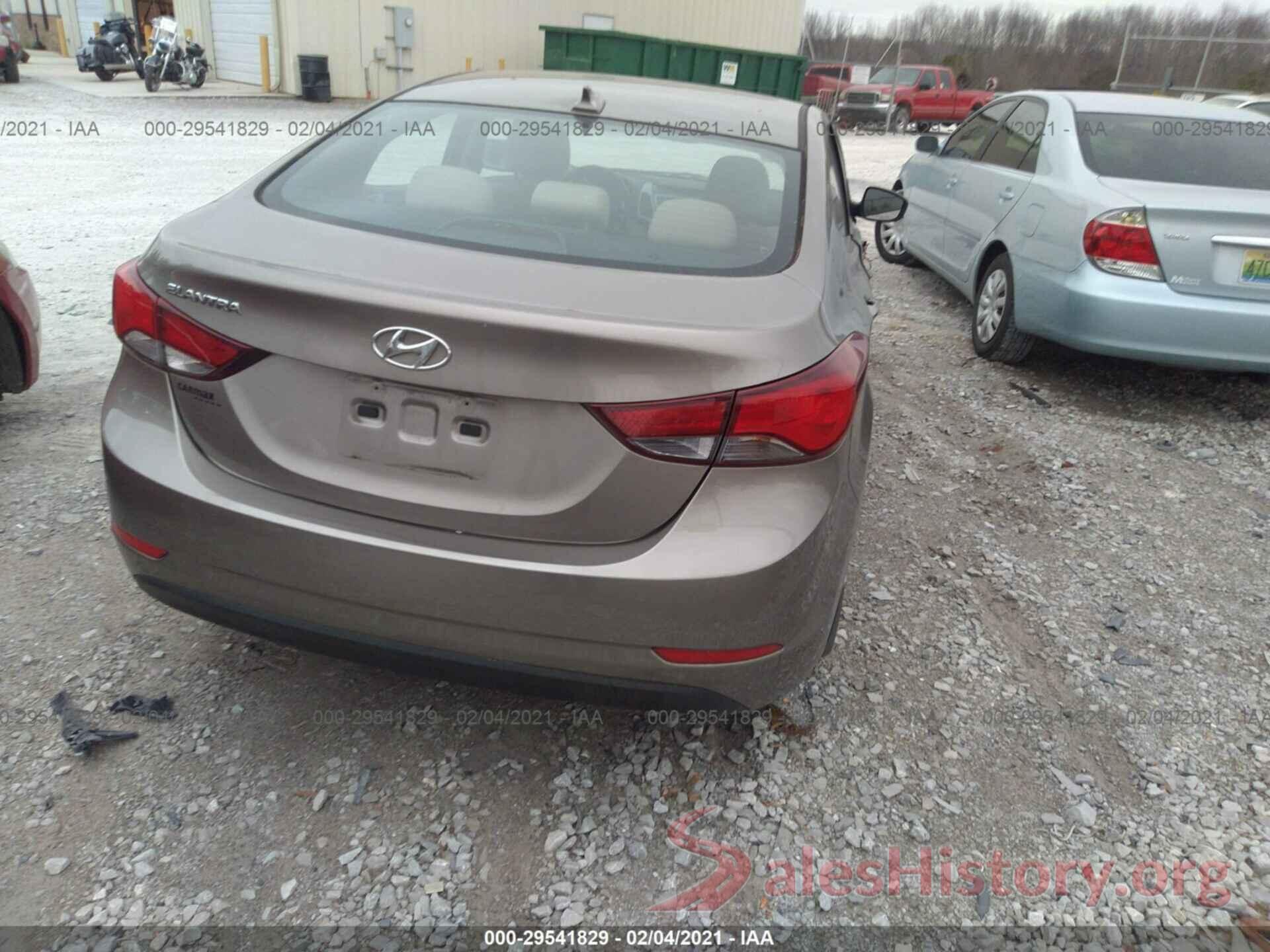 5NPDH4AE4GH726761 2016 HYUNDAI ELANTRA