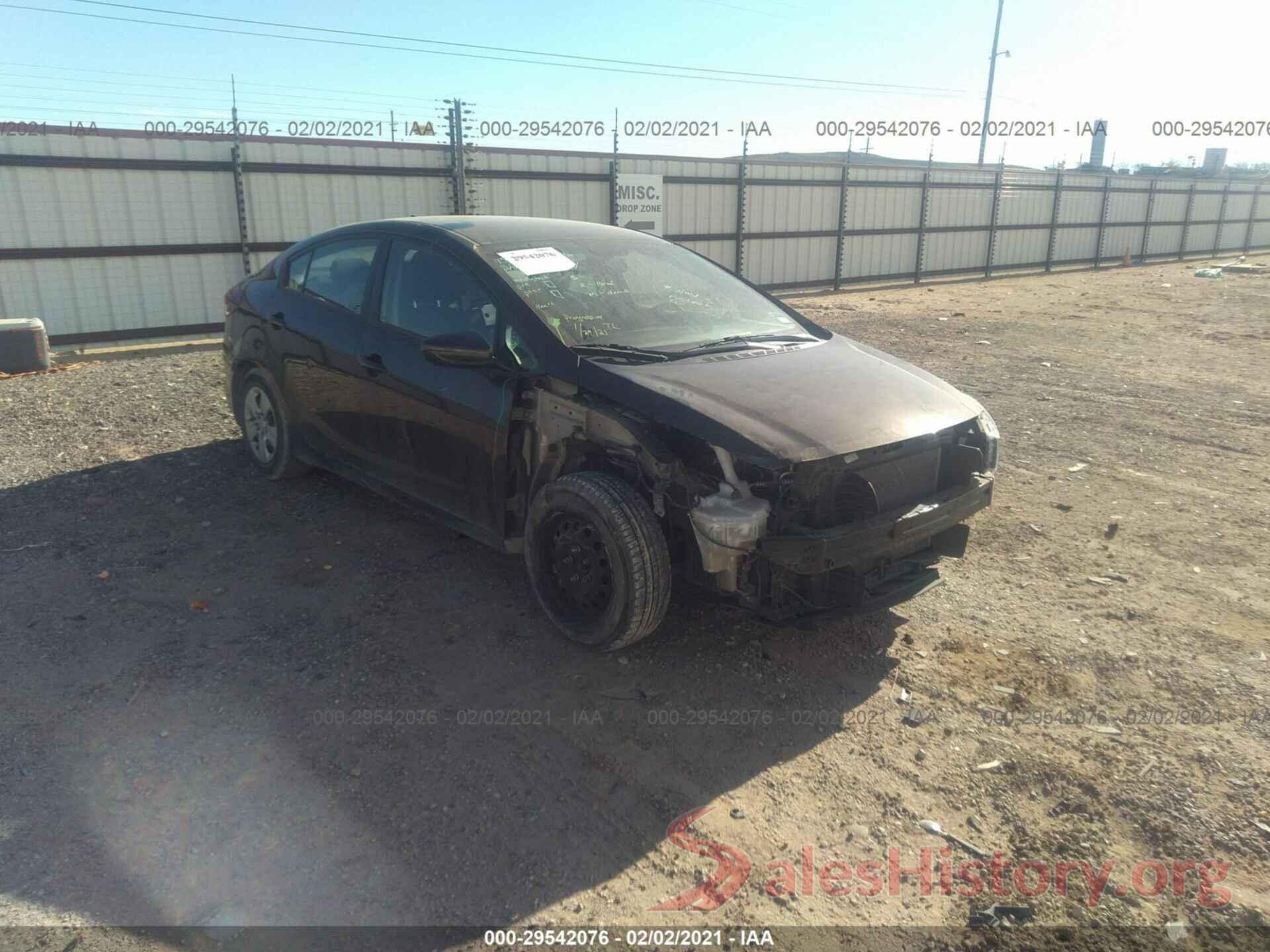 3KPFL4A72JE208149 2018 KIA FORTE