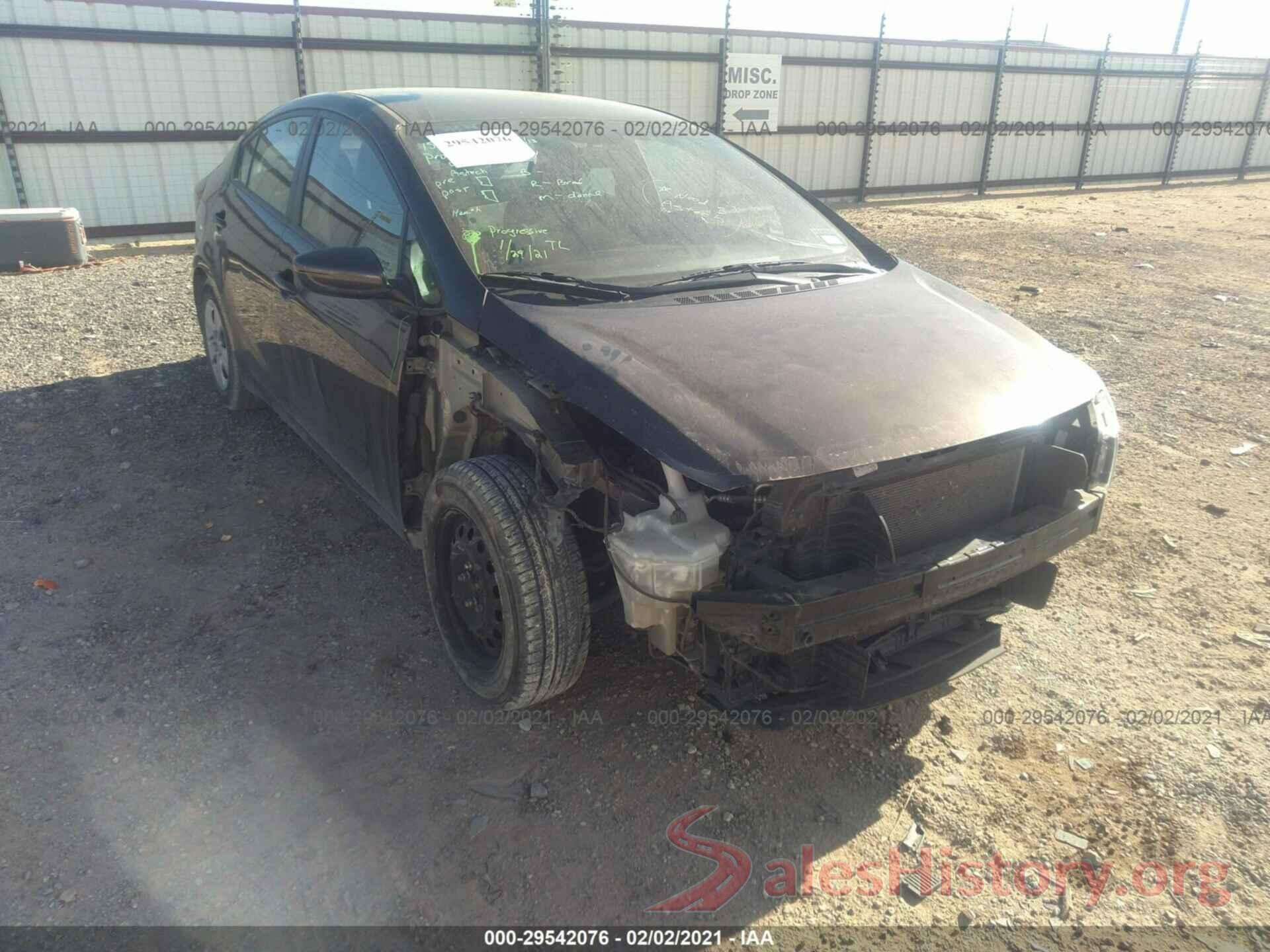 3KPFL4A72JE208149 2018 KIA FORTE