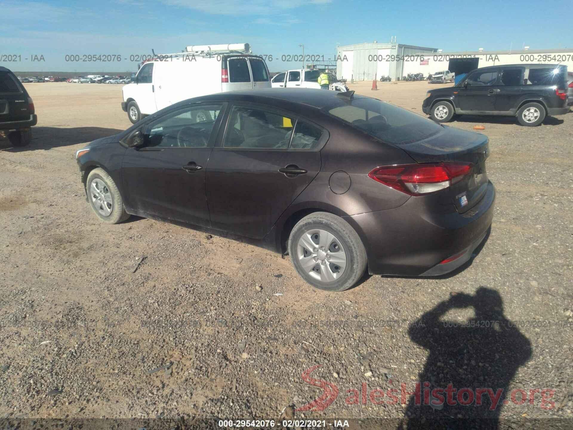 3KPFL4A72JE208149 2018 KIA FORTE