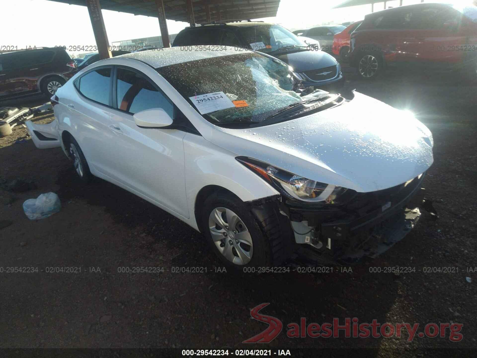 5NPDH4AE8GH733244 2016 HYUNDAI ELANTRA