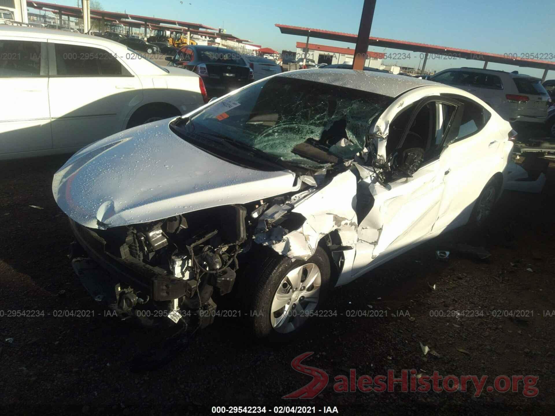 5NPDH4AE8GH733244 2016 HYUNDAI ELANTRA