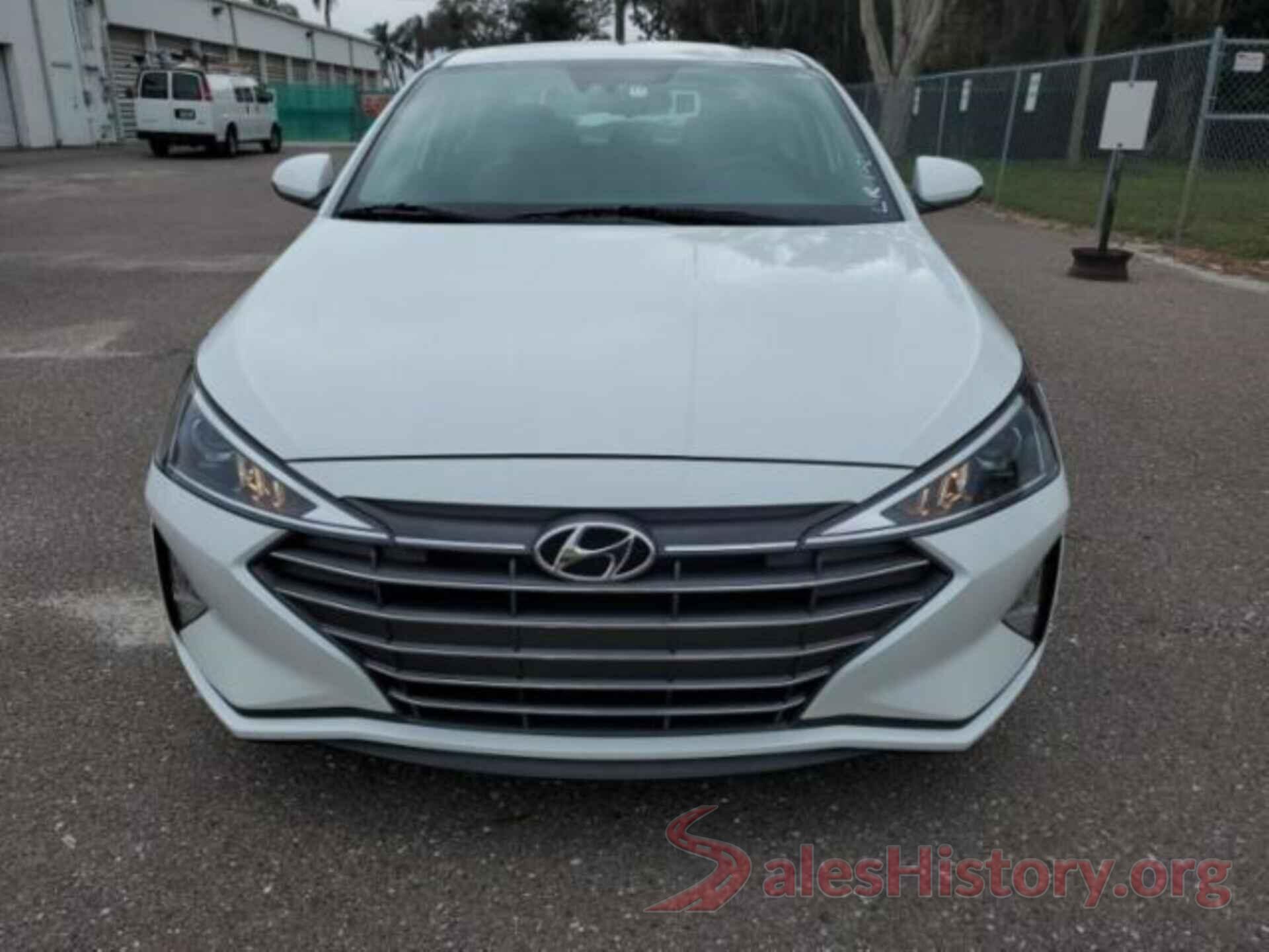 5NPD84LF9KH454447 2019 HYUNDAI ELANTRA