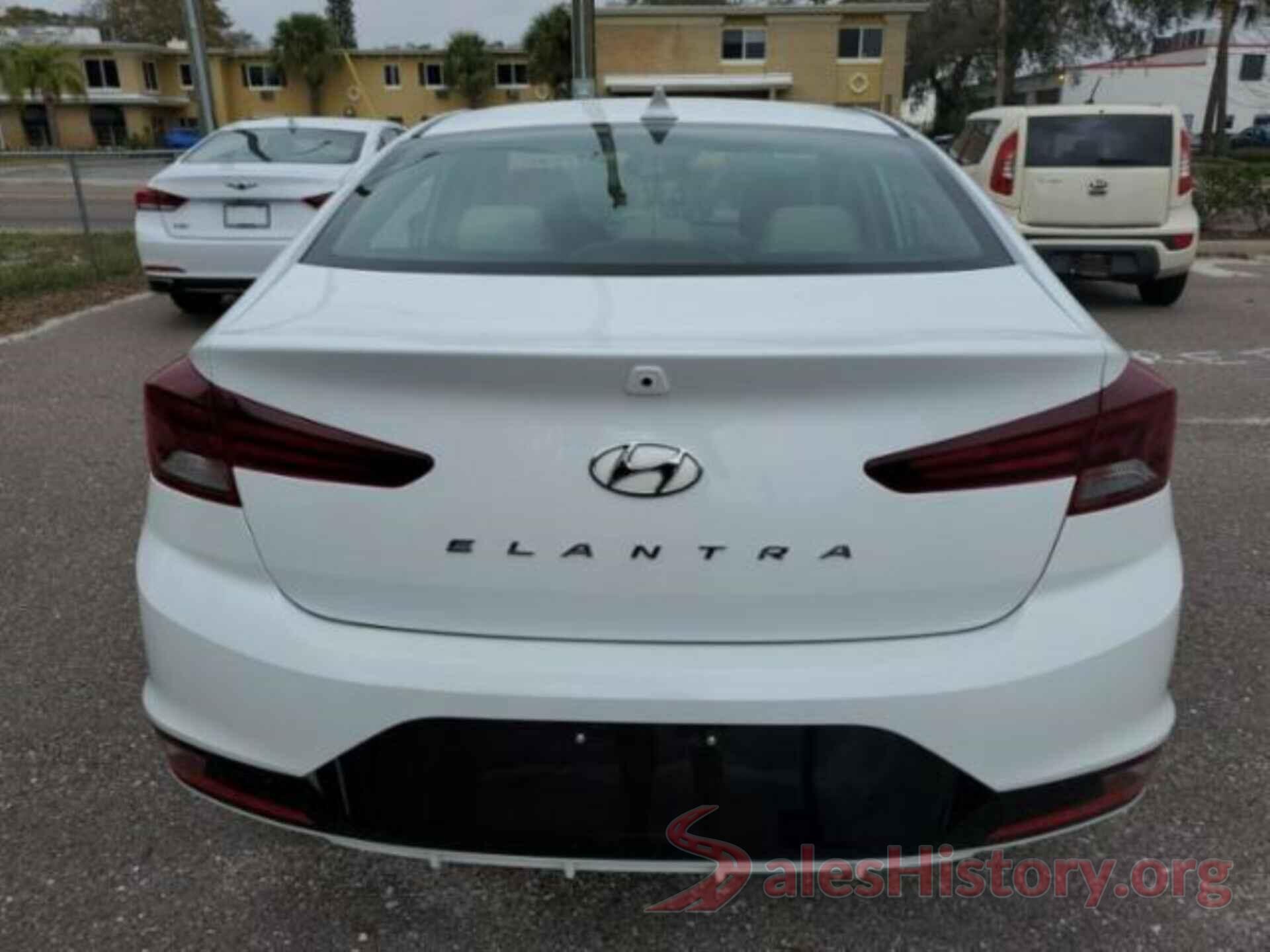 5NPD84LF9KH454447 2019 HYUNDAI ELANTRA