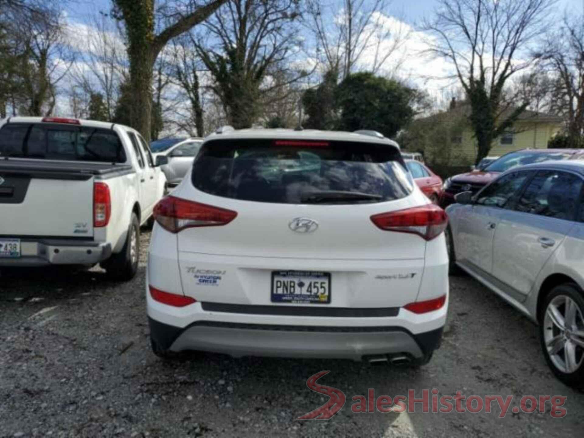 KM8J33A26HU507000 2017 HYUNDAI TUCSON