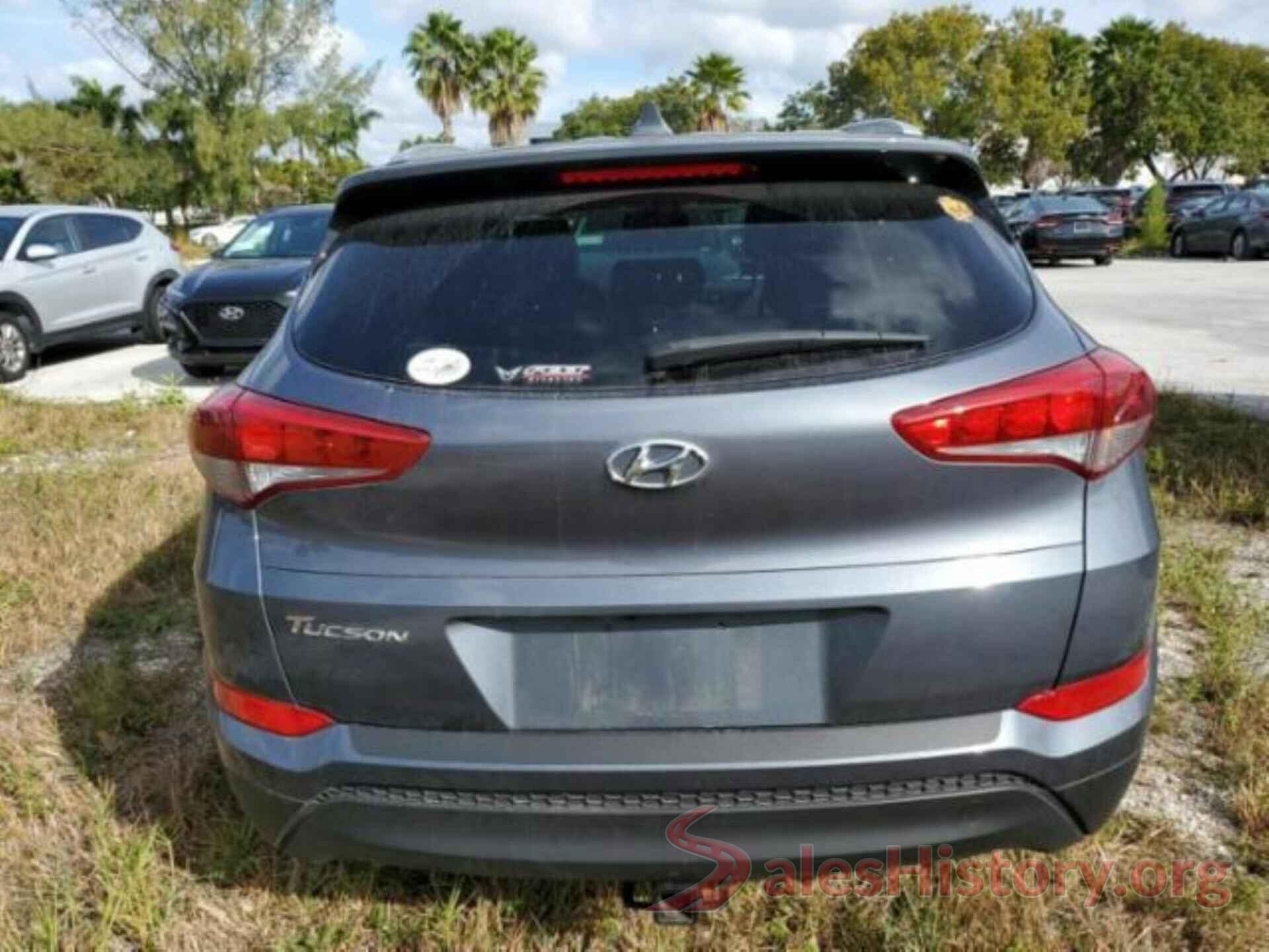 KM8J33A41JU694461 2018 HYUNDAI TUCSON