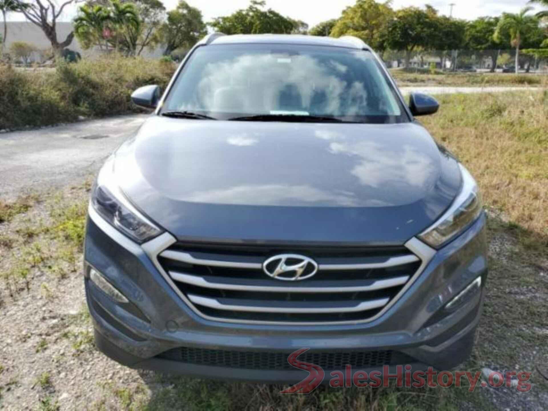 KM8J33A41JU694461 2018 HYUNDAI TUCSON