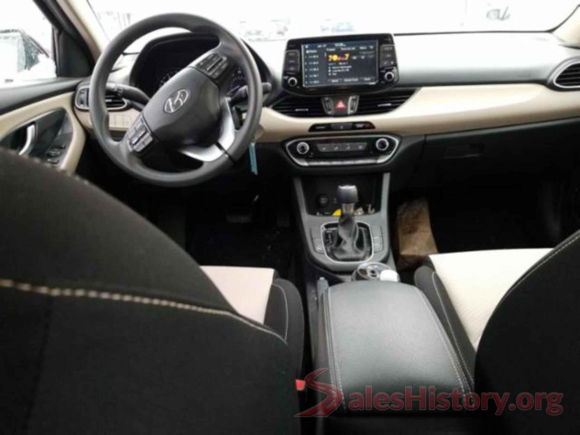 KMHH35LE9JU032420 2018 HYUNDAI ELANTRA GT