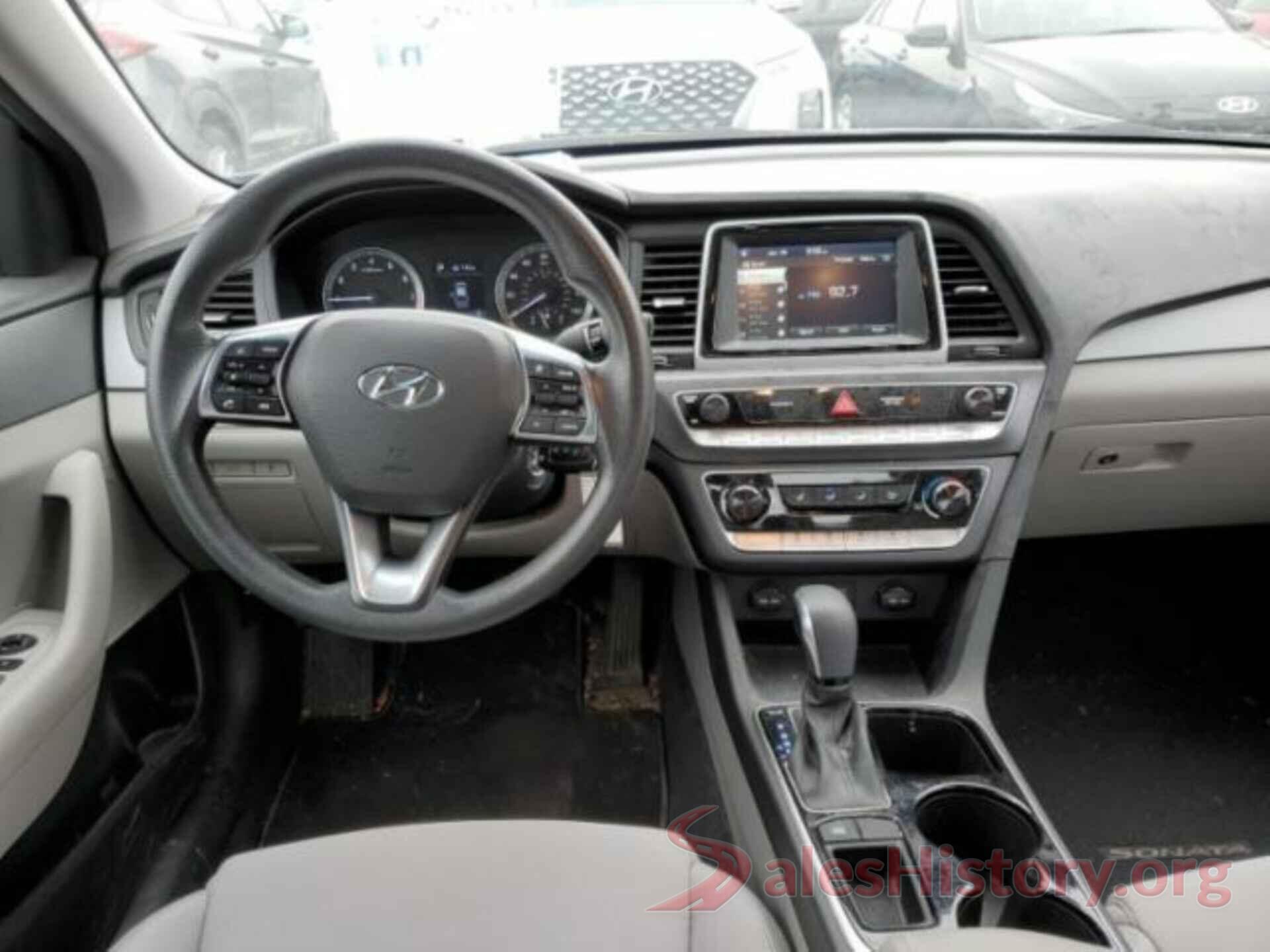 5NPE24AF0JH680481 2018 HYUNDAI SONATA