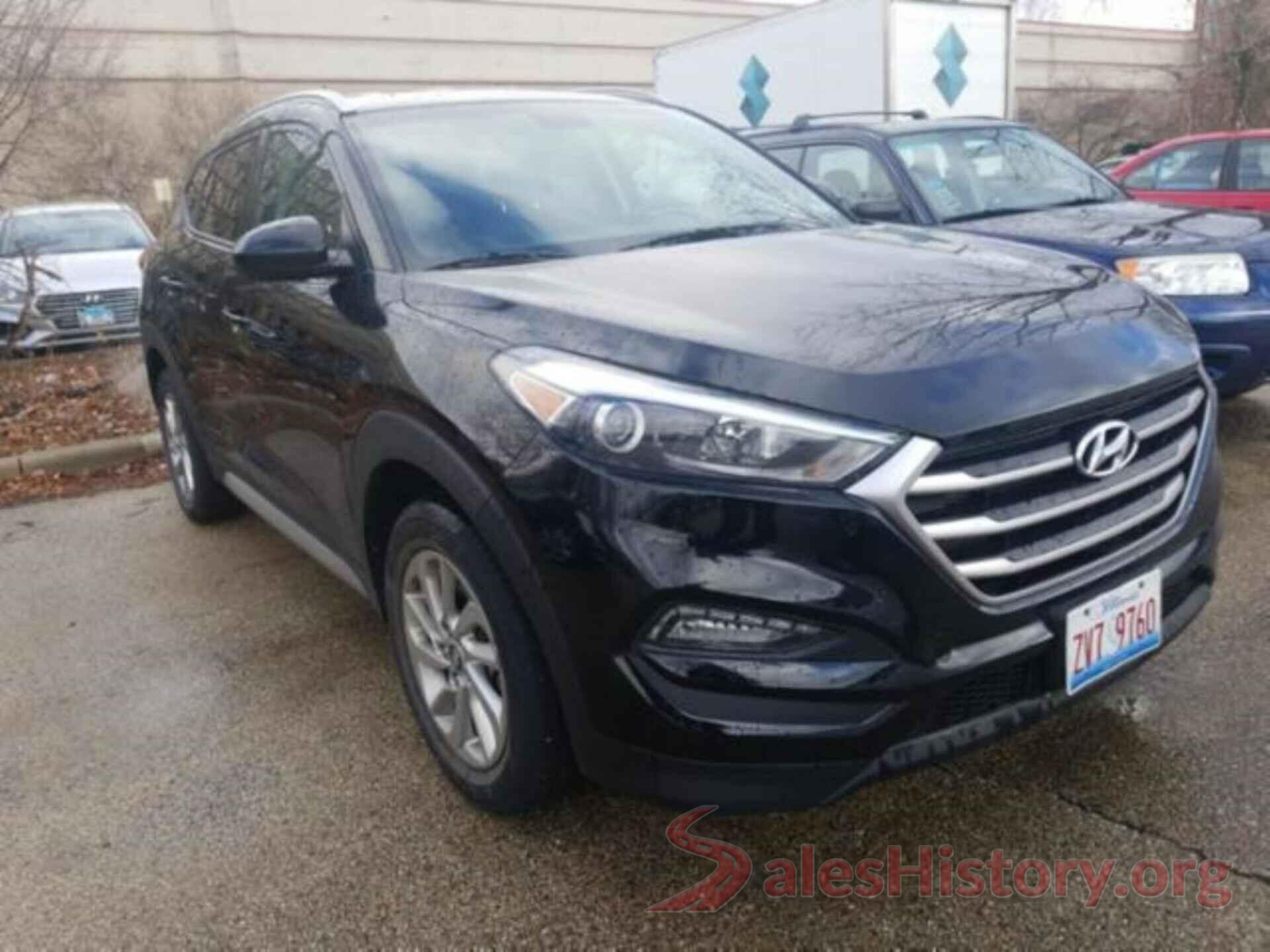 KM8J3CA45HU323572 2017 HYUNDAI TUCSON