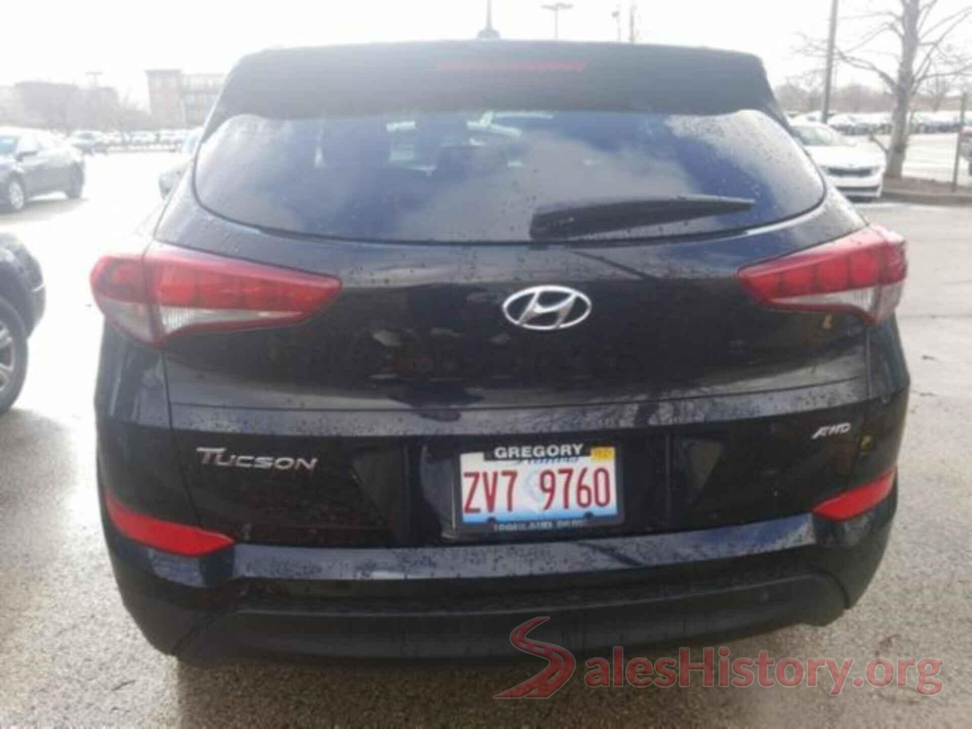 KM8J3CA45HU323572 2017 HYUNDAI TUCSON