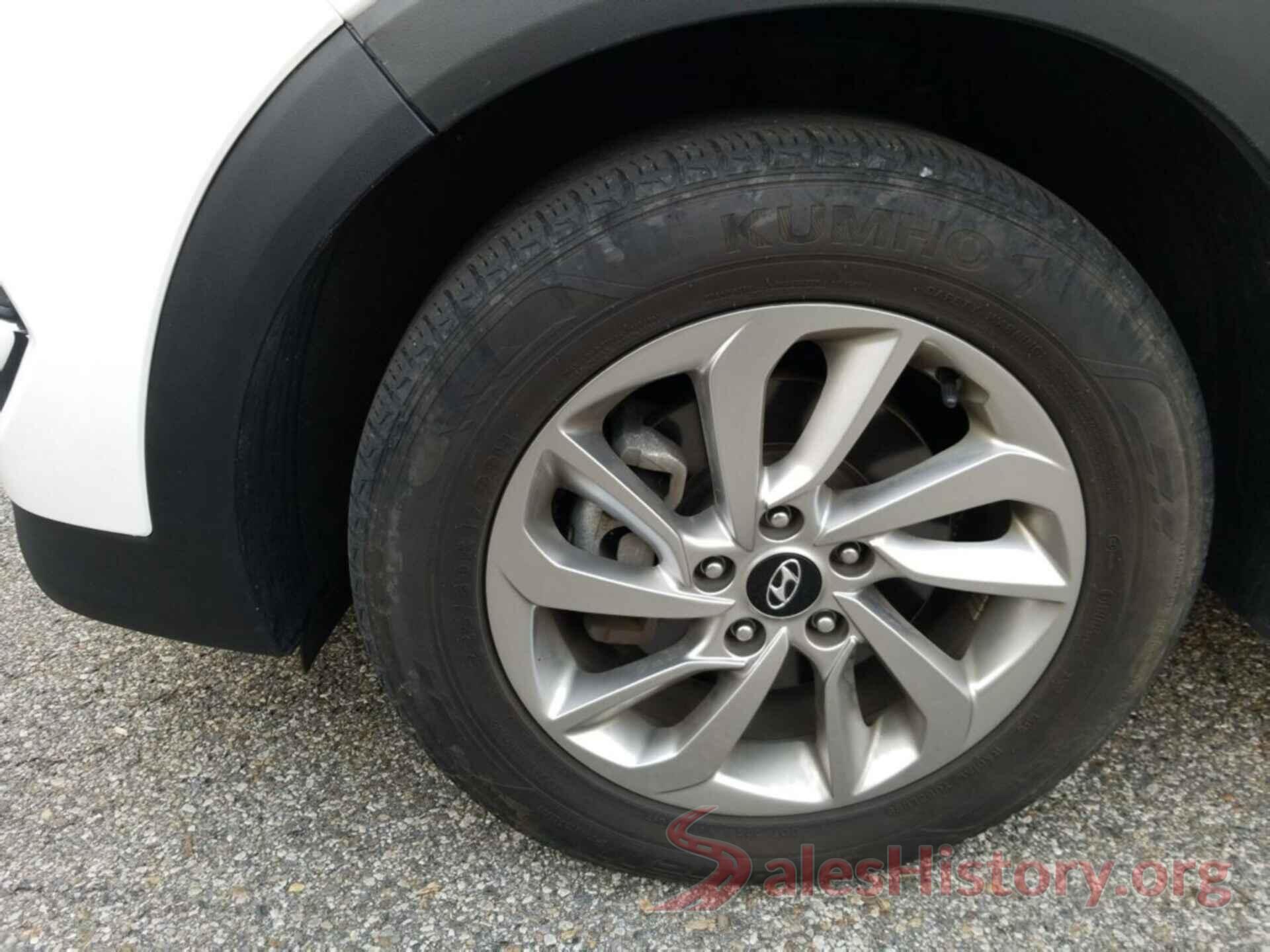 KM8J3CA47HU512563 2017 HYUNDAI TUCSON