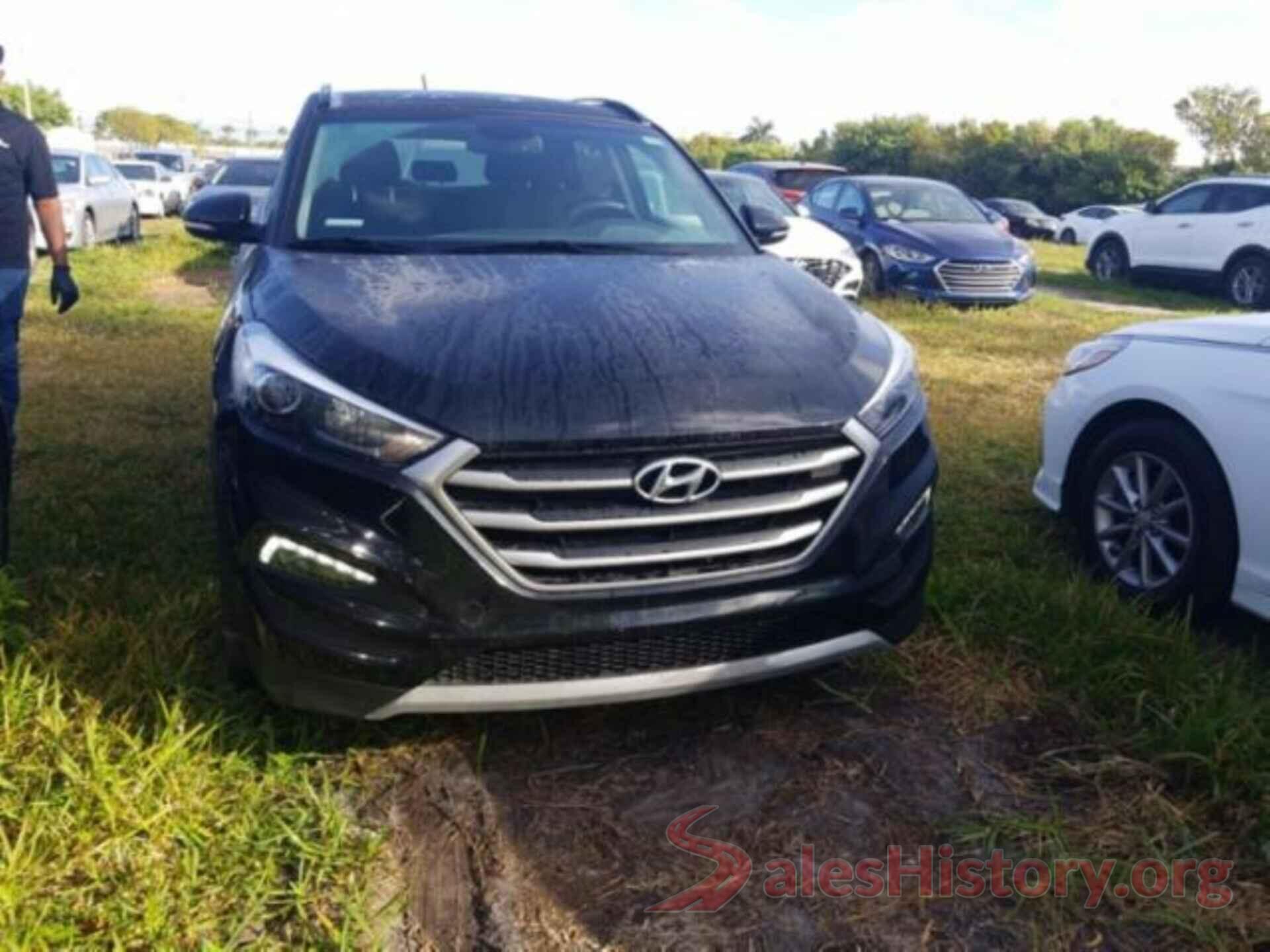 KM8J33A27HU559669 2017 HYUNDAI TUCSON