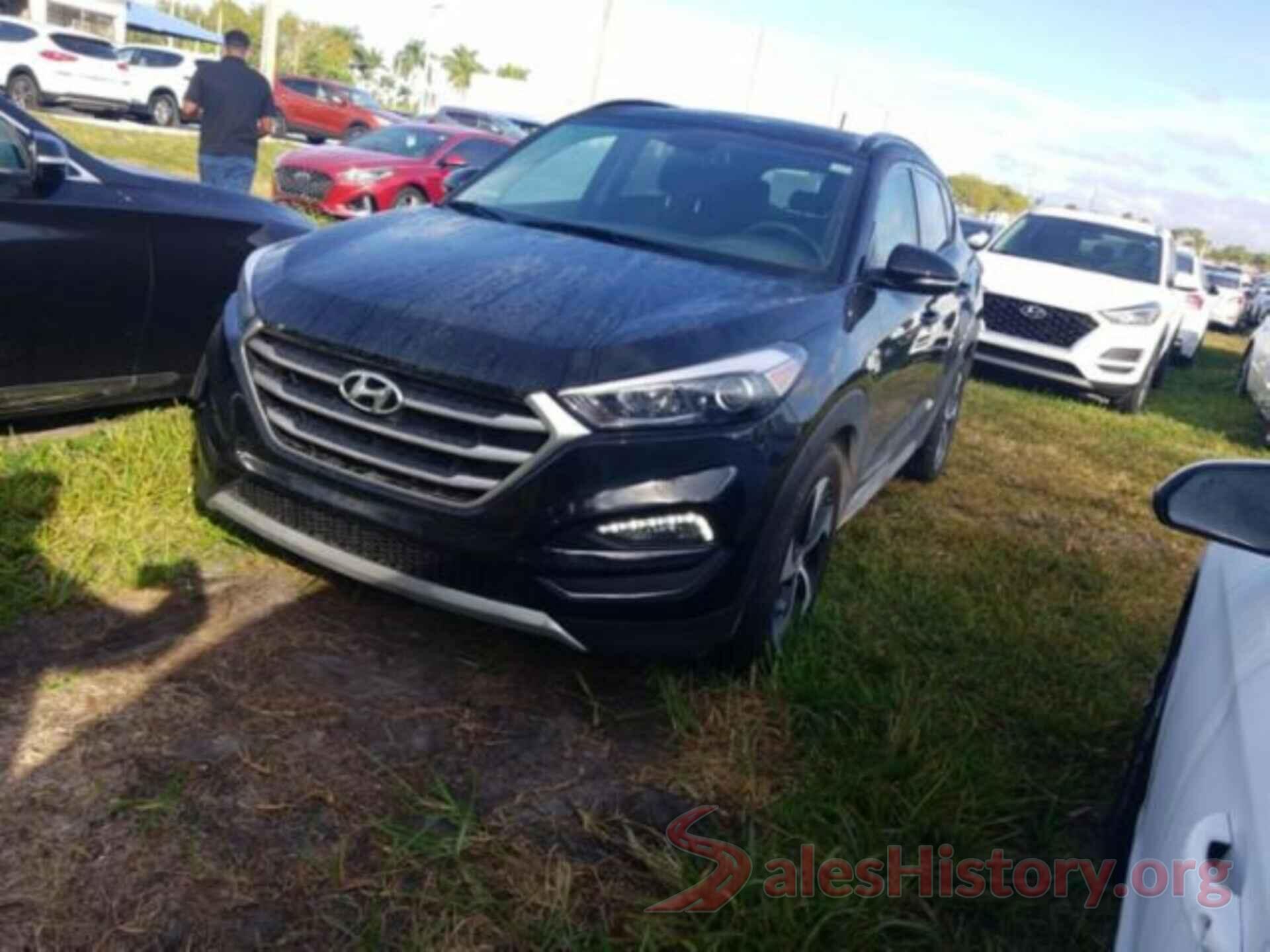 KM8J33A27HU559669 2017 HYUNDAI TUCSON