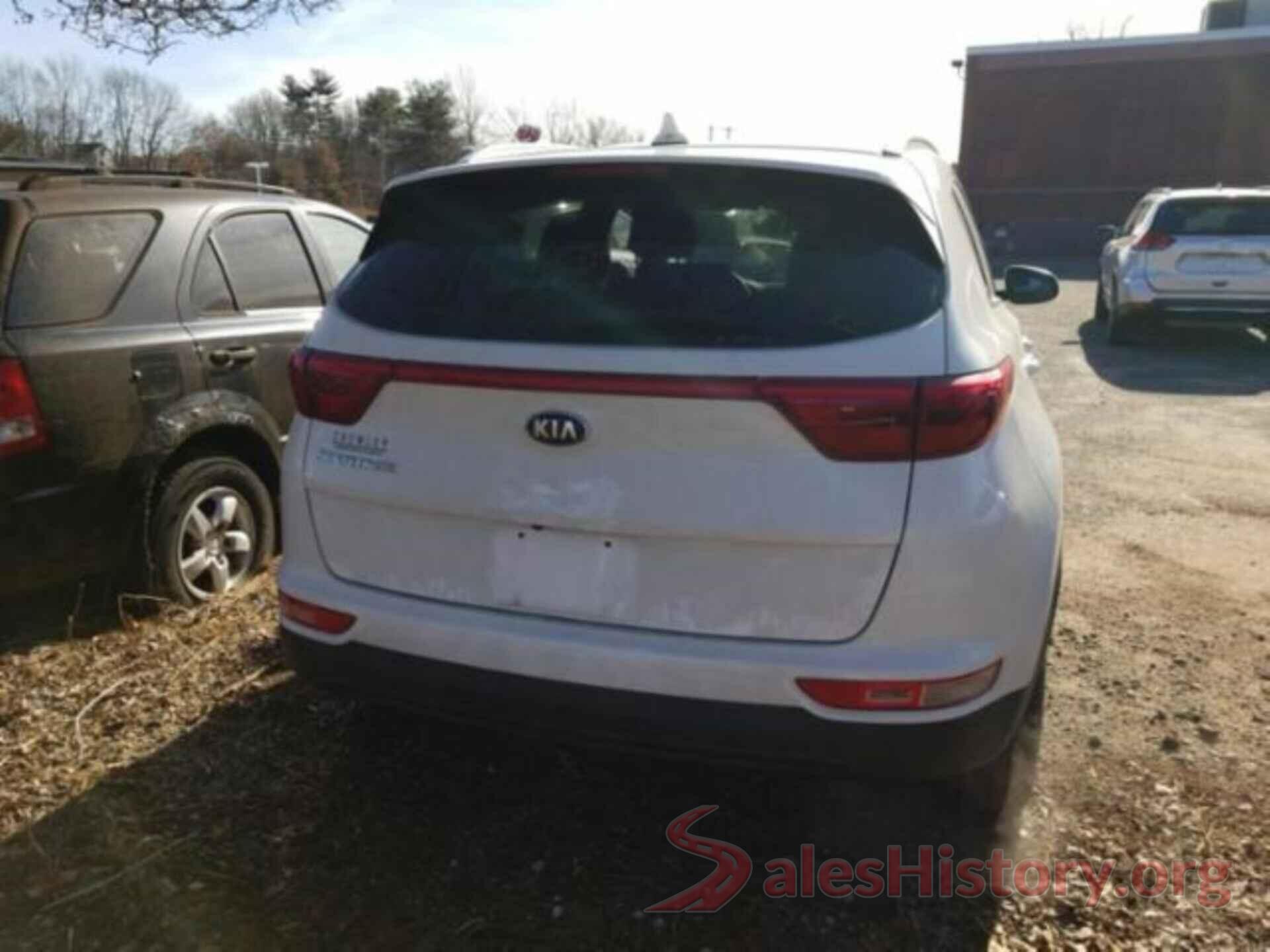 KNDPMCAC5J7483216 2018 KIA SPORTAGE