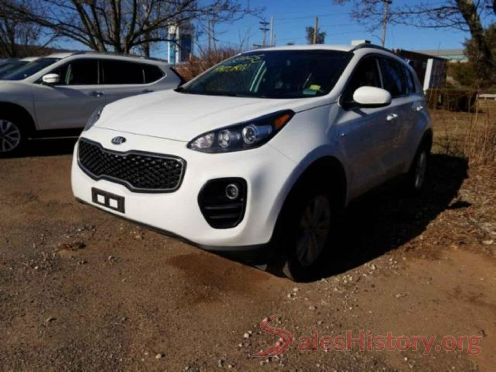 KNDPMCAC5J7483216 2018 KIA SPORTAGE