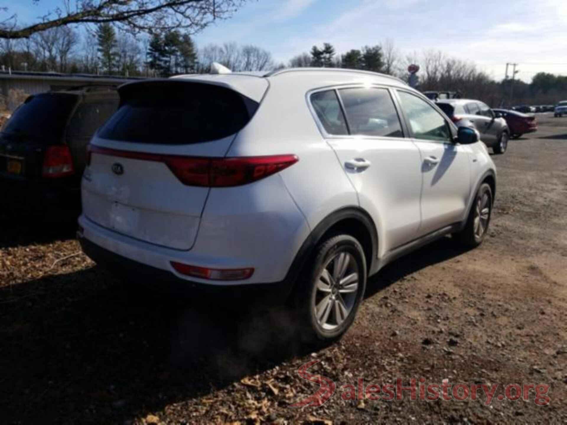 KNDPMCAC5J7483216 2018 KIA SPORTAGE