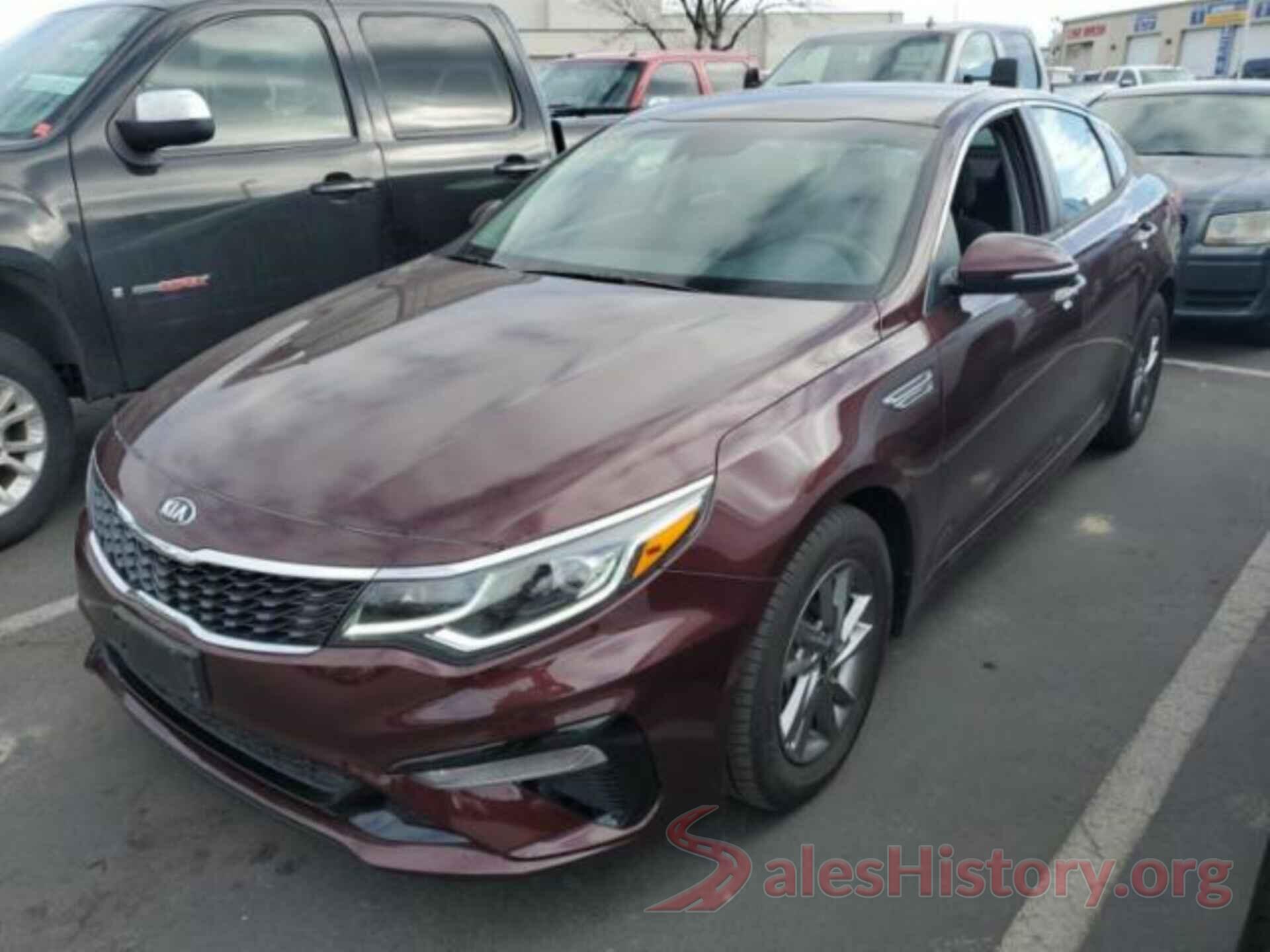 5XXGT4L30KG313117 2019 KIA OPTIMA