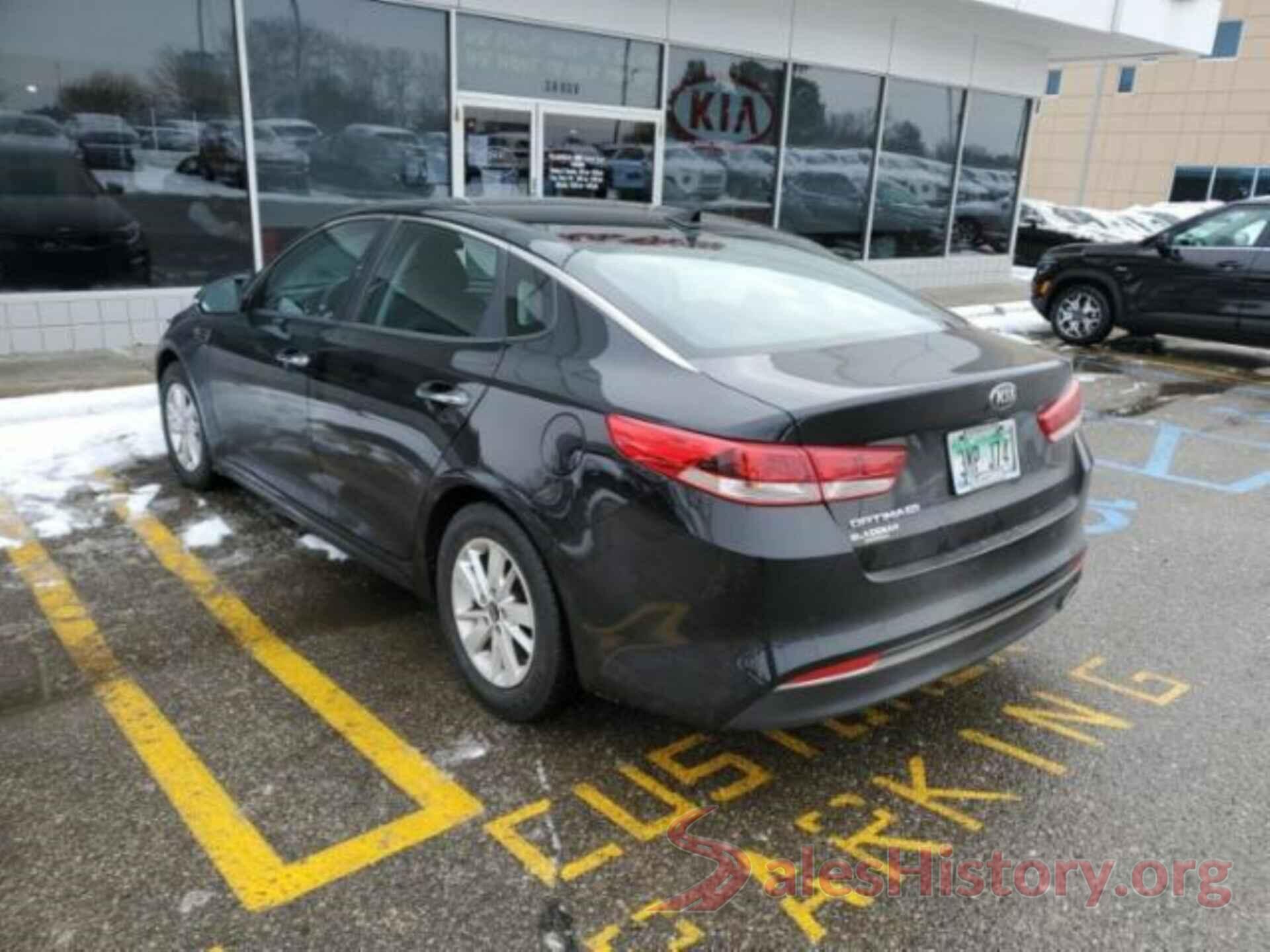 5XXGT4L32JG231503 2018 KIA OPTIMA