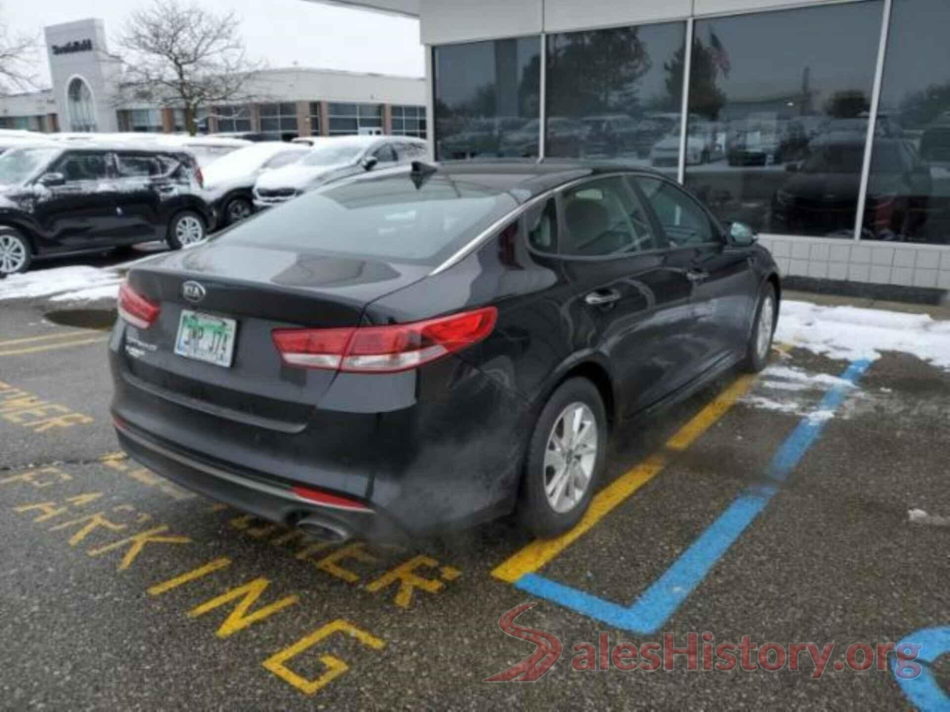 5XXGT4L32JG231503 2018 KIA OPTIMA