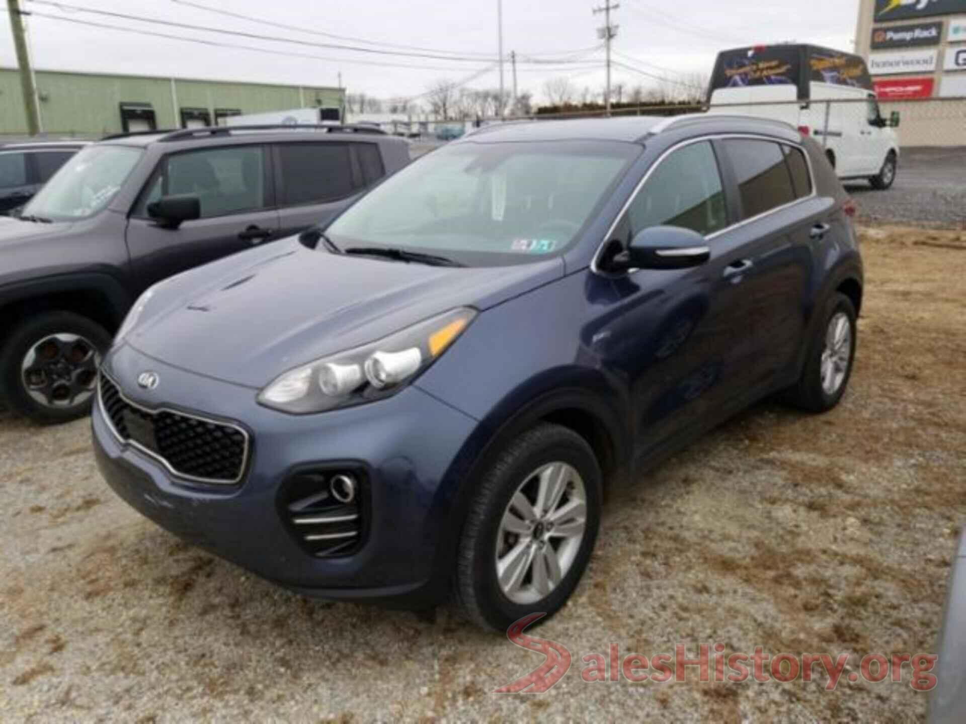 KNDPMCAC0J7362898 2018 KIA SPORTAGE