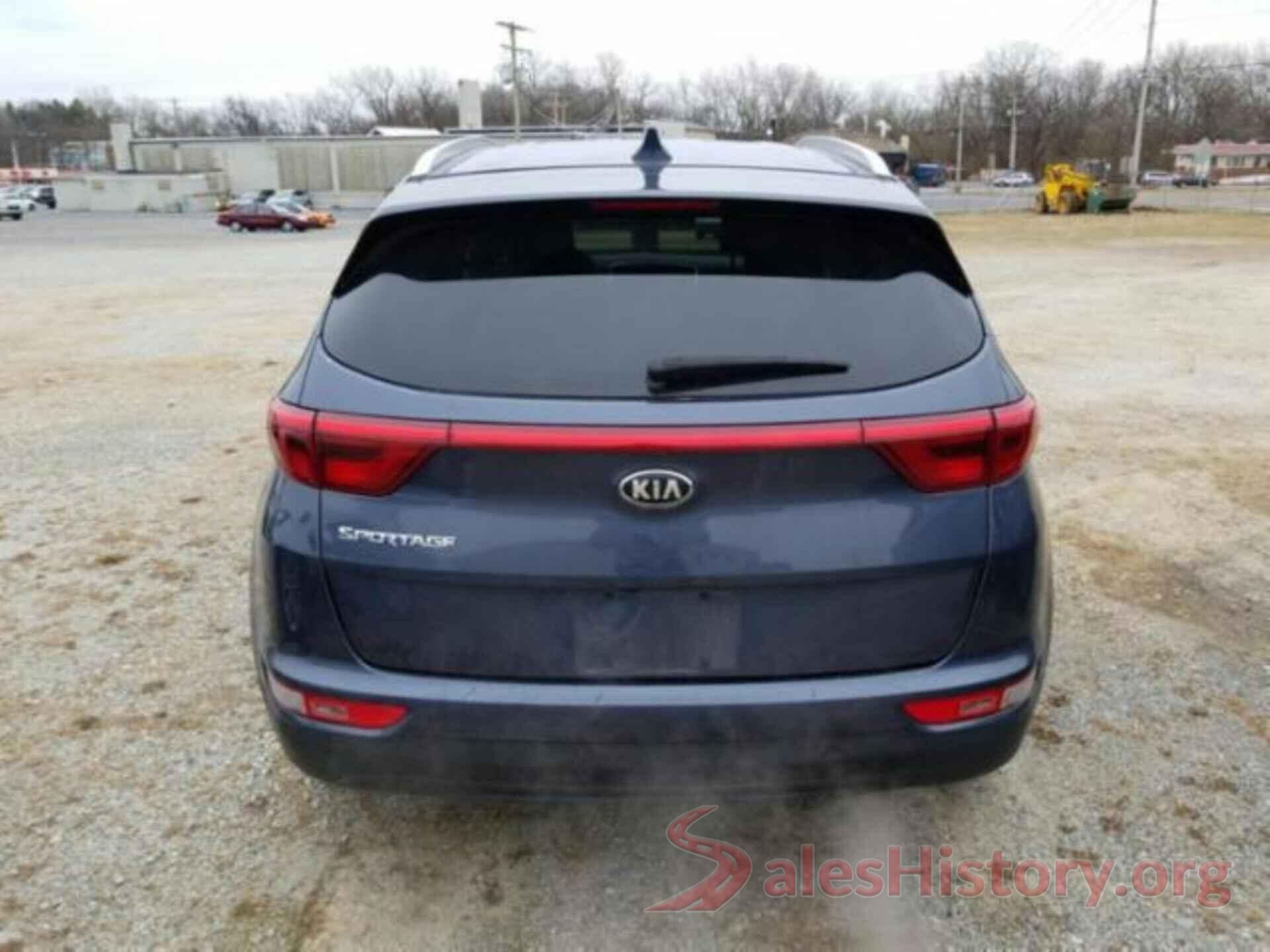 KNDPMCAC0J7362898 2018 KIA SPORTAGE